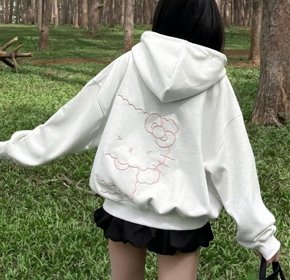  Áo Hoodie Zip Hello Kitty-duoc-ban-tai-Cunnei