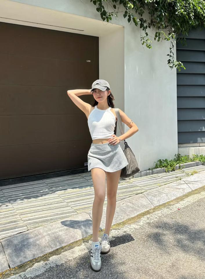  Chân Váy Nỉ Ép Bycamcam -duoc-ban-tai-Cunnei