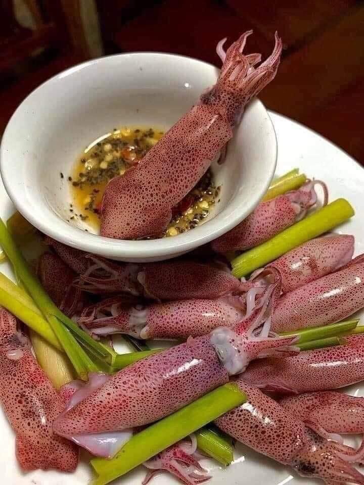 Mực ống 🦑 (Loại có cơm xôi 🥚)-duoc-ban-tai-🐬🐙🦈Hải “Sản” Seafood 🐬🐙🦈