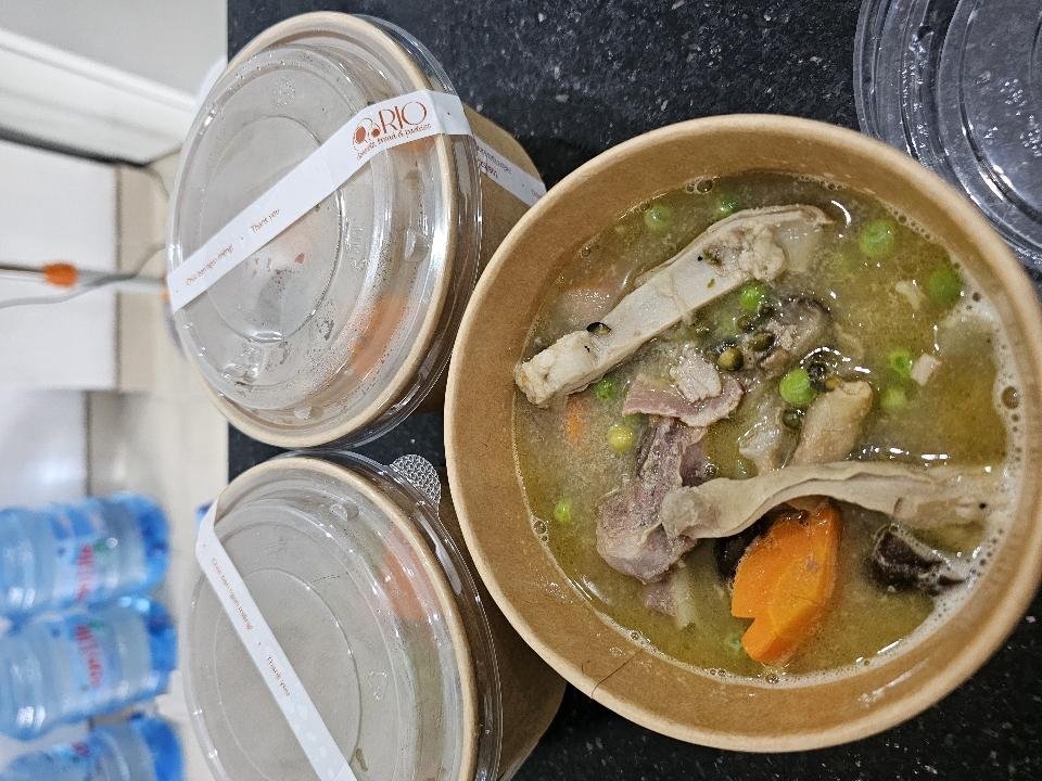 Phá lấu heo, kèm xôi hoặc bánh mì-duoc-ban-tai-Rio Cake Delivery