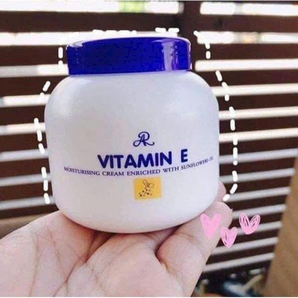 Vitamin E siêu ẩm và mịn da , trị khô da nứt nẻ-duoc-ban-tai-ĐĂNG DUY BEAUTY SHOP