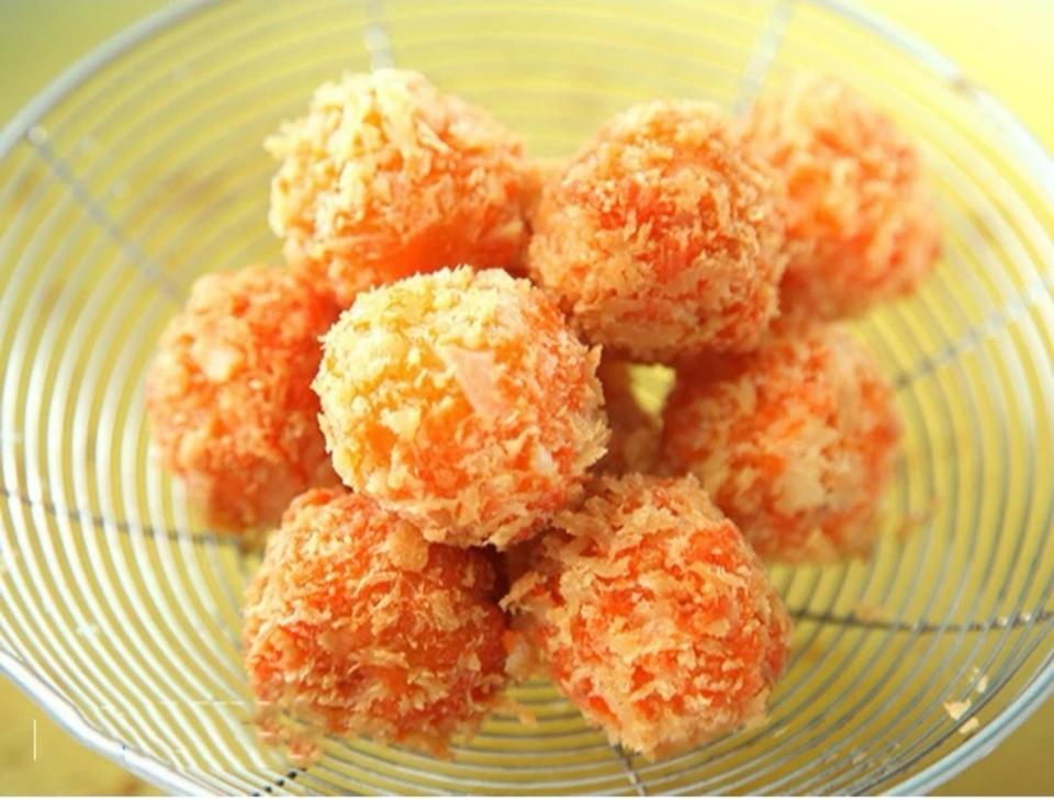 Viên cá phô mai cam-duoc-ban-tai-BÁNH BAO TƯƠI NGỌC LIÊN CHÂU TRẢNG DÀI