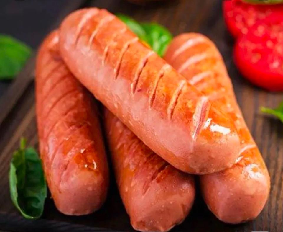 Xúc xích -duoc-ban-tai-BÁNH BAO TƯƠI NGỌC LIÊN CHÂU TRẢNG DÀI