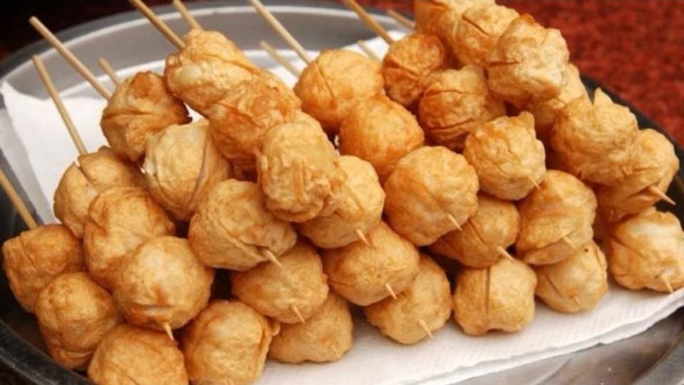 Cá viên chiên-duoc-ban-tai-BÁNH BAO TƯƠI NGỌC LIÊN CHÂU TRẢNG DÀI