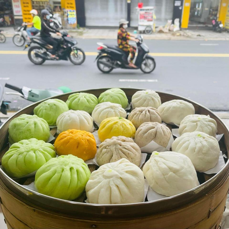 Gà phô mai,gà nấm-duoc-ban-tai-BÁNH BAO TƯƠI NGỌC LIÊN CHÂU TRẢNG DÀI