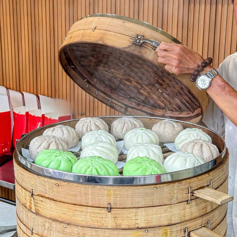 Đặc biệt dứa-duoc-ban-tai-BÁNH BAO TƯƠI NGỌC LIÊN CHÂU TRẢNG DÀI