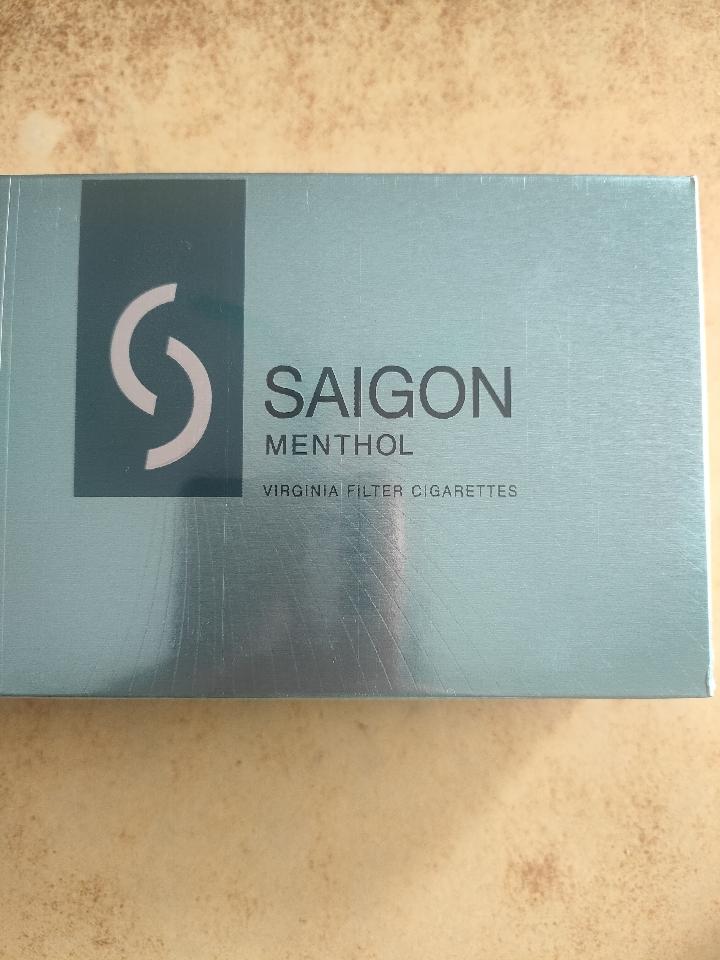 Sài Gòn xanh-duoc-ban-tai-Hưởng Thúy