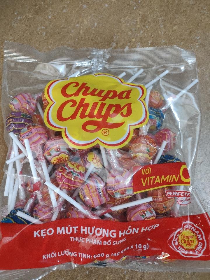 Kẹo mút-duoc-ban-tai-Hưởng Thúy