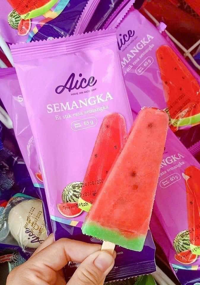 Kem semangka - dưa hấu-duoc-ban-tai-Ice Cream Xumi