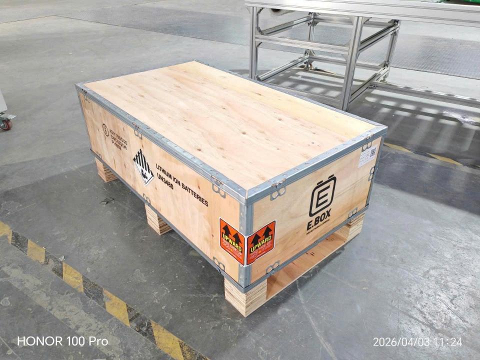 Pin lưu trữ Ebox EB-ES14S 14.3KWH Bảo hành 5 năm-duoc-ban-tai-SUNGO VATTUSOLAR.COM