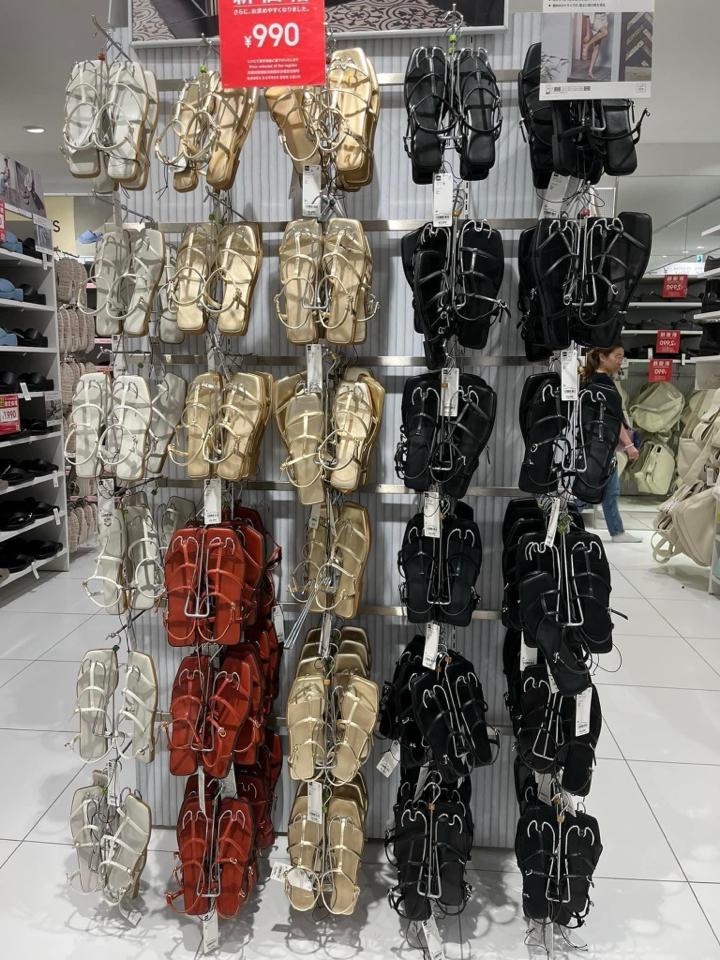 Sandal dây GU-duoc-ban-tai-Tuyết Vân - Chuyên hàng Nhật Mỹ