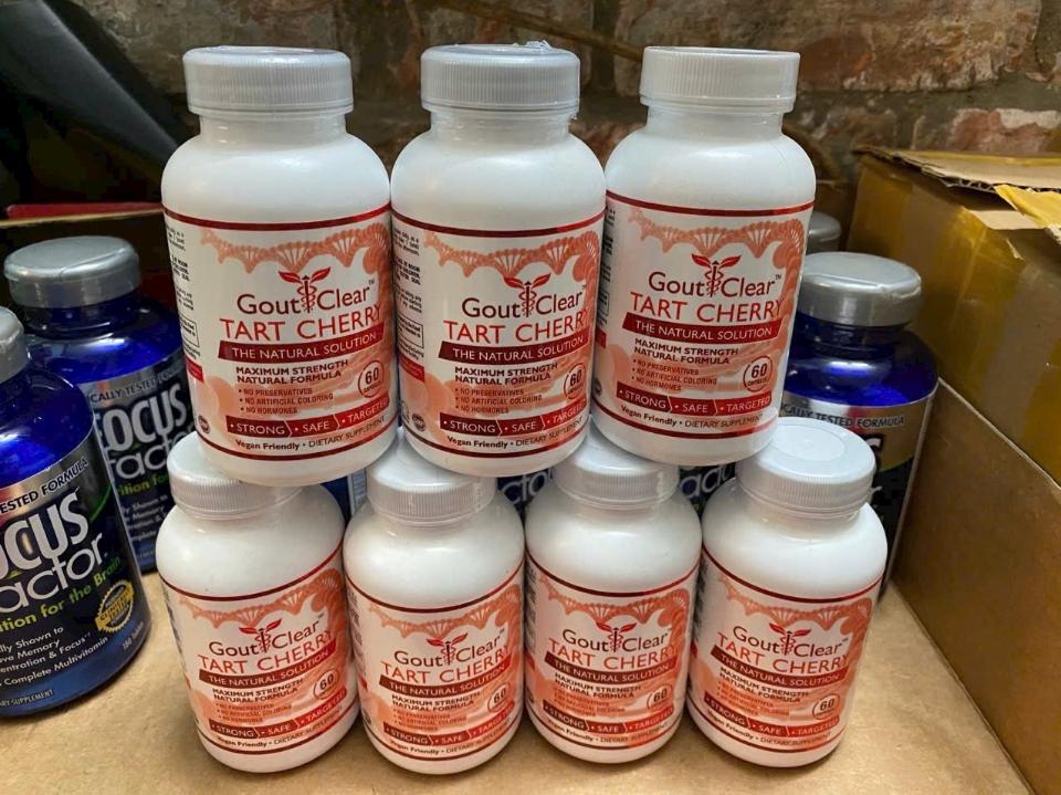 Viên Uống Gout Clear Tart Cherry The Natural Solution 60 viên Cho Người Bị Gout lâu năm.-duoc-ban-tai-Cửa Tiệm Nhỏ
