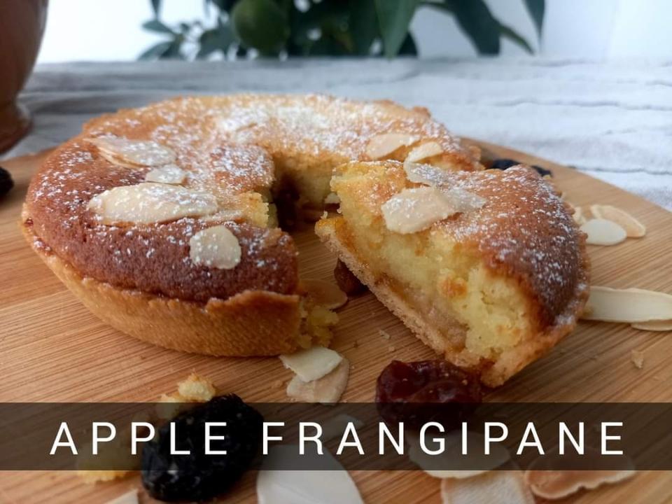 Apple frangipane -duoc-ban-tai-Peppe's forno