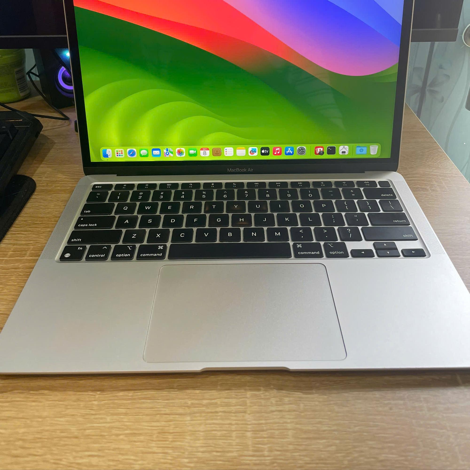 MacBook Air M1 2020 Ram 8GB 256GB SSD Màn 13.3inch Retina PIN 85%-duoc-ban-tai-Vi Tính Kim Trân