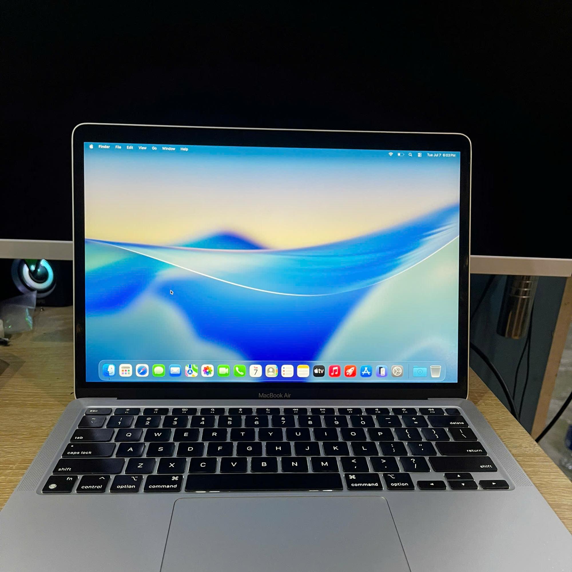MacBook Air M1 2020 Ram 8GB 256GB SSD Màn 13.3inch Retina 2.5k Pin 84%-duoc-ban-tai-Vi Tính Kim Trân