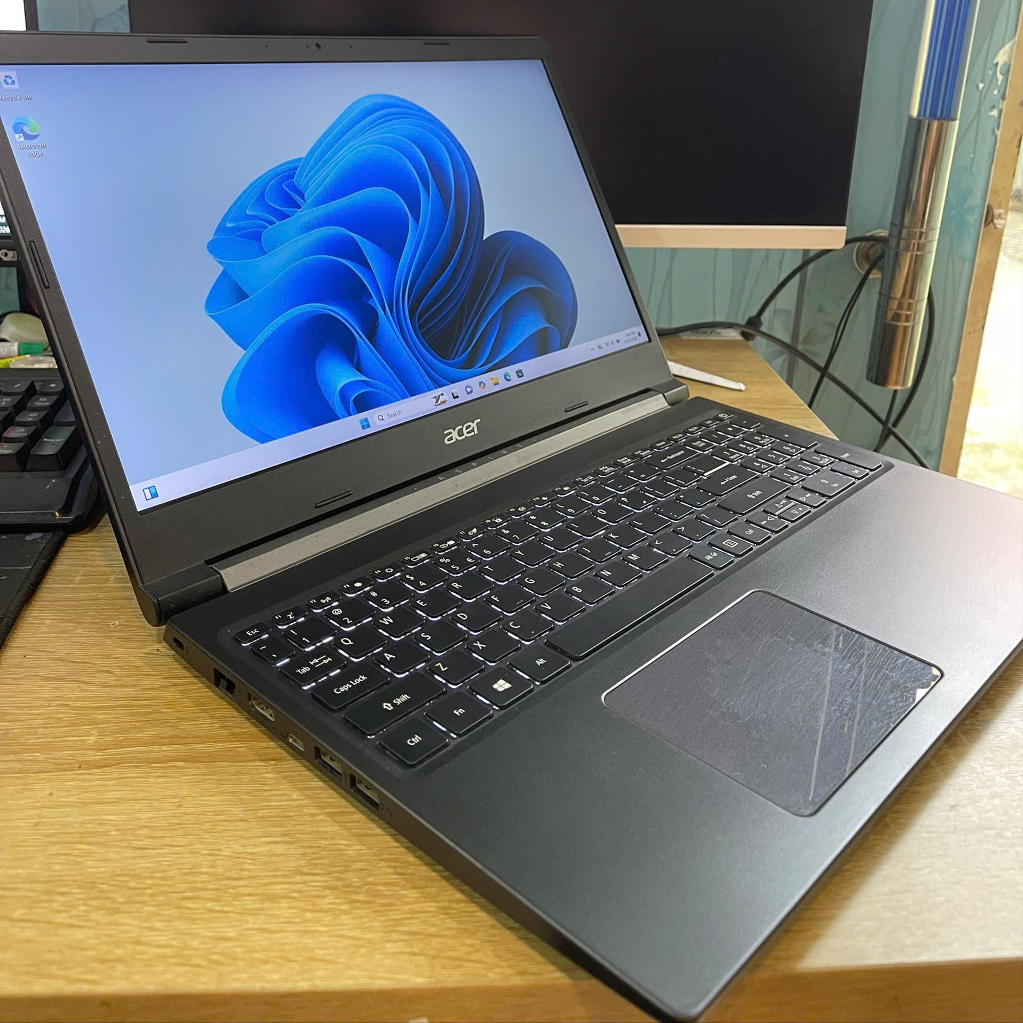 Acer i5 10th Ram 8GB 512GB SSD Card GTX 1650 Màn 15.6inch FHD IPS-duoc-ban-tai-Vi Tính Kim Trân