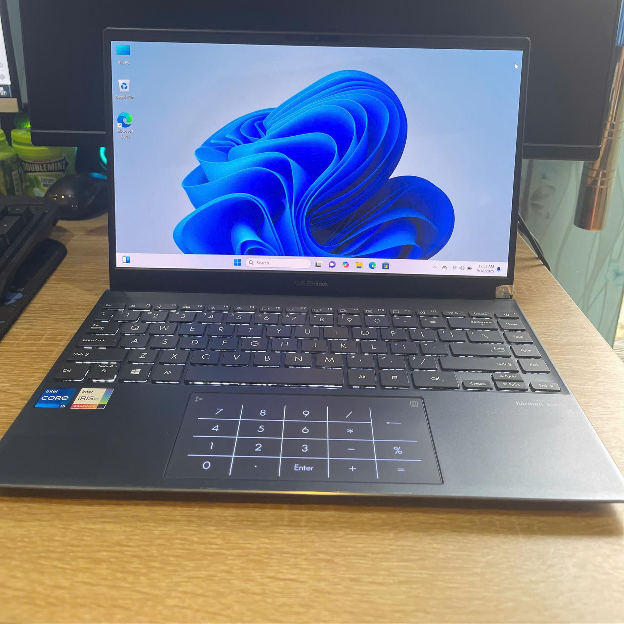 ASUS ZenBook i5 11th Ram 8GB 512GB SSD Màn 13.3inch OLED-duoc-ban-tai-Vi Tính Kim Trân