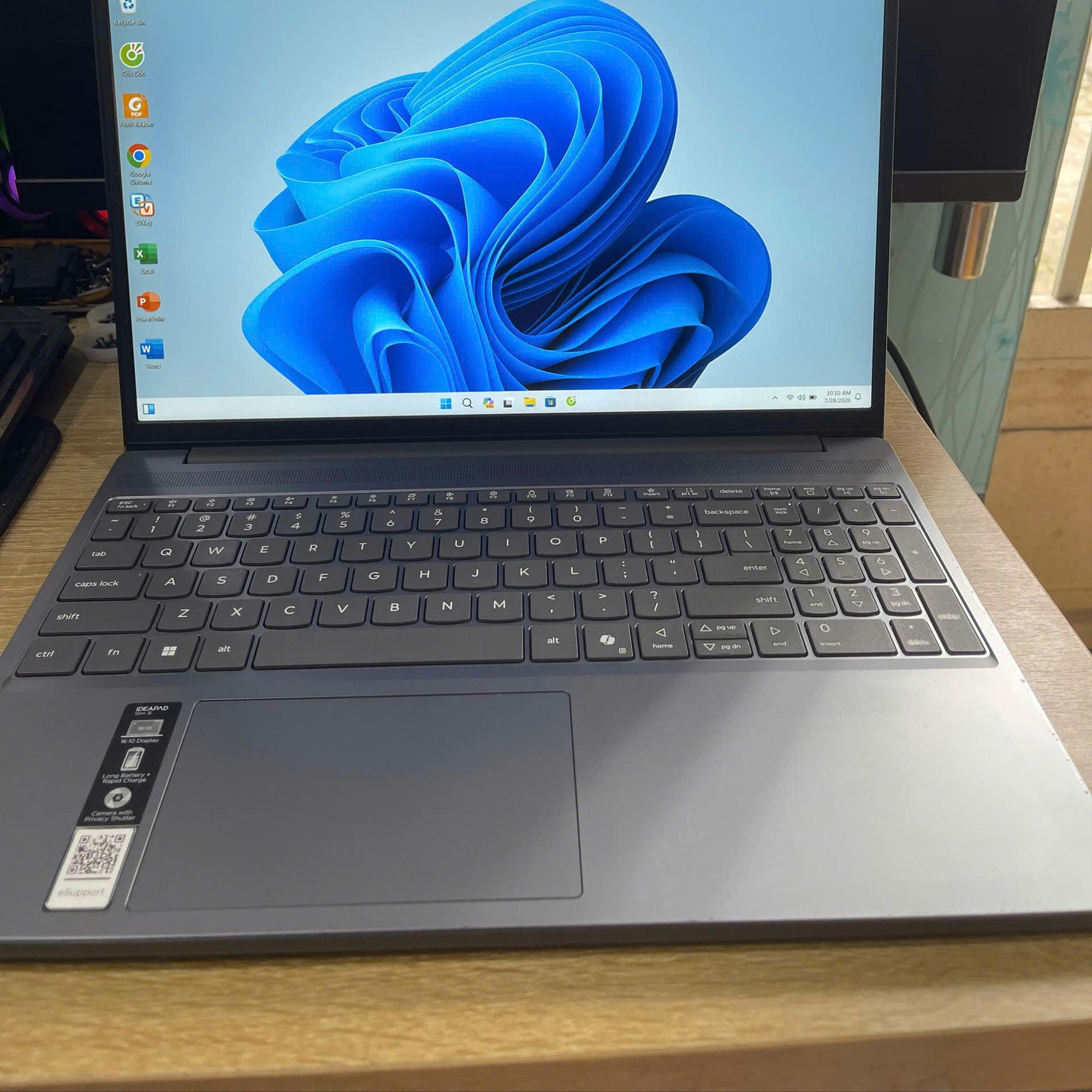 Lenovo i5 13420H Ram 8GB 512GB NVMe Màn 16inch FHD IPS. Bh hãng 7/2027-duoc-ban-tai-Vi Tính Kim Trân