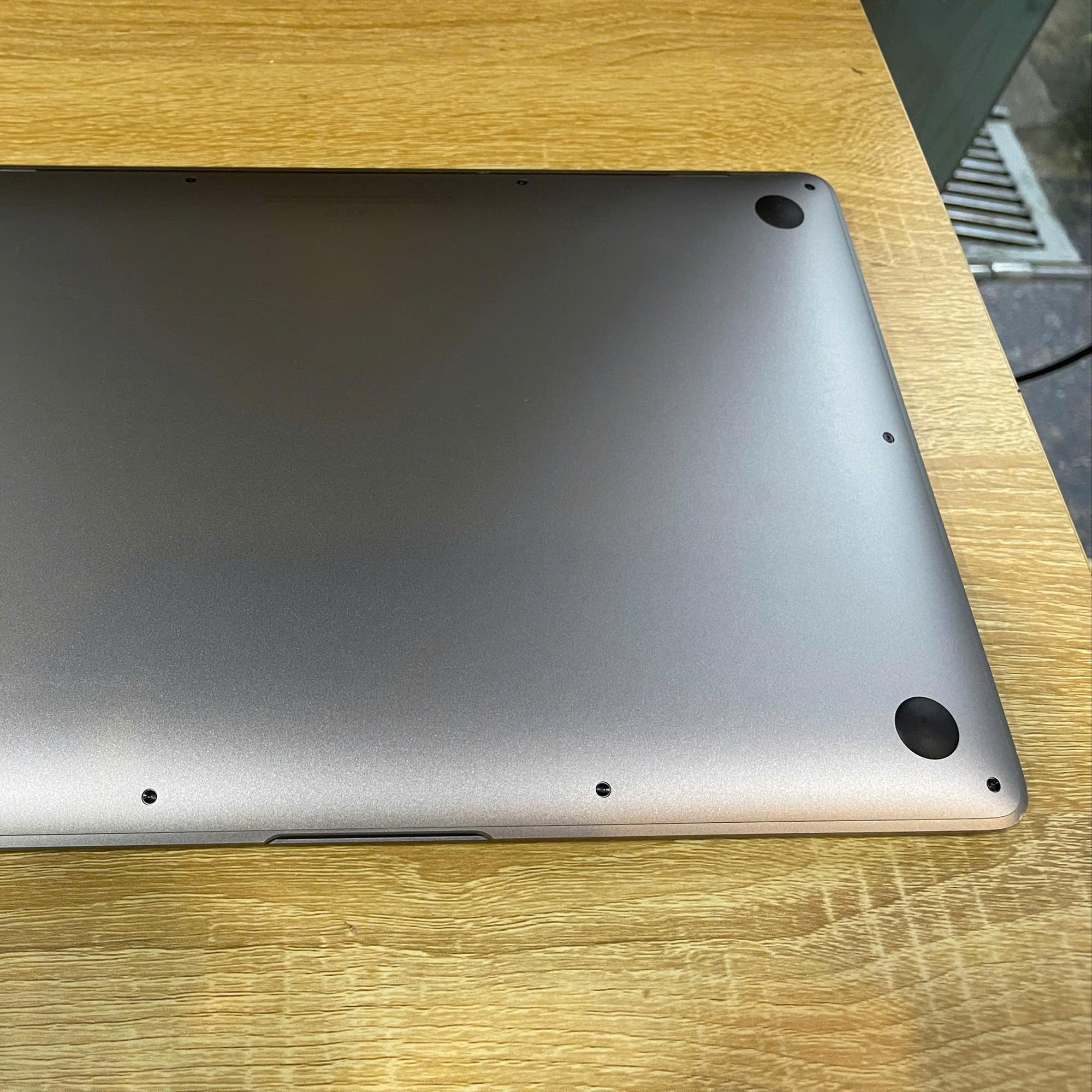 MacBook Air M1 2020 Ram 8GB 256GB SSD Màn 13.3inch Retina 2.5k Pin 87%-duoc-ban-tai-Vi Tính Kim Trân