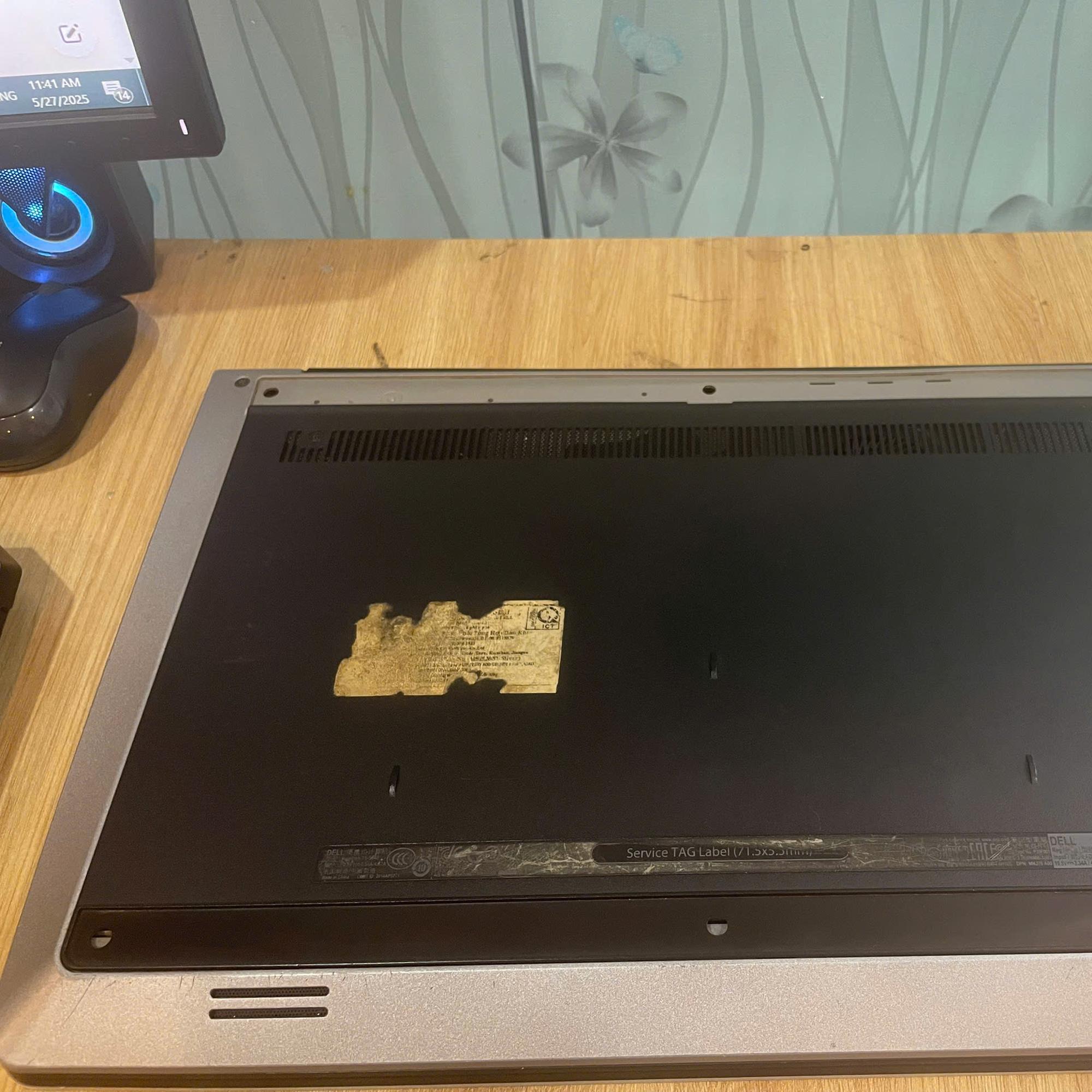 Laptop Dell i5 4th ram 8GB 256gb SSD CARD AMD Radeon R7 M250-duoc-ban-tai-Vi Tính Kim Trân