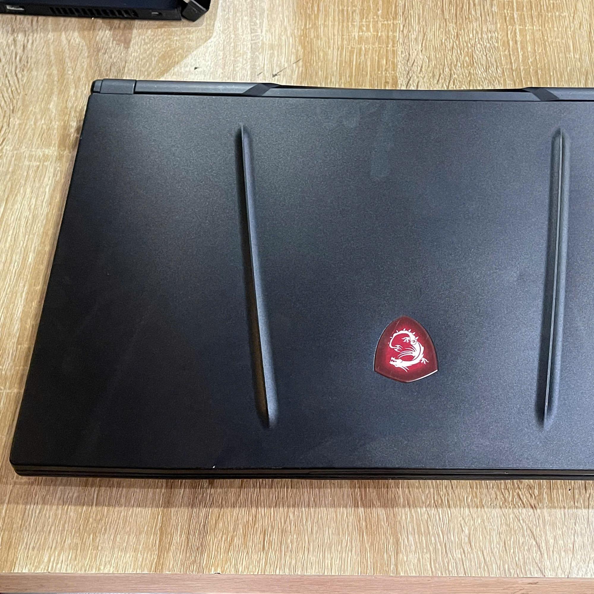 MSI GL75 i7 10th Ram 16GB 512GB SSD Card GTX 1650 Màn 17.3inch 144hz-duoc-ban-tai-Vi Tính Kim Trân