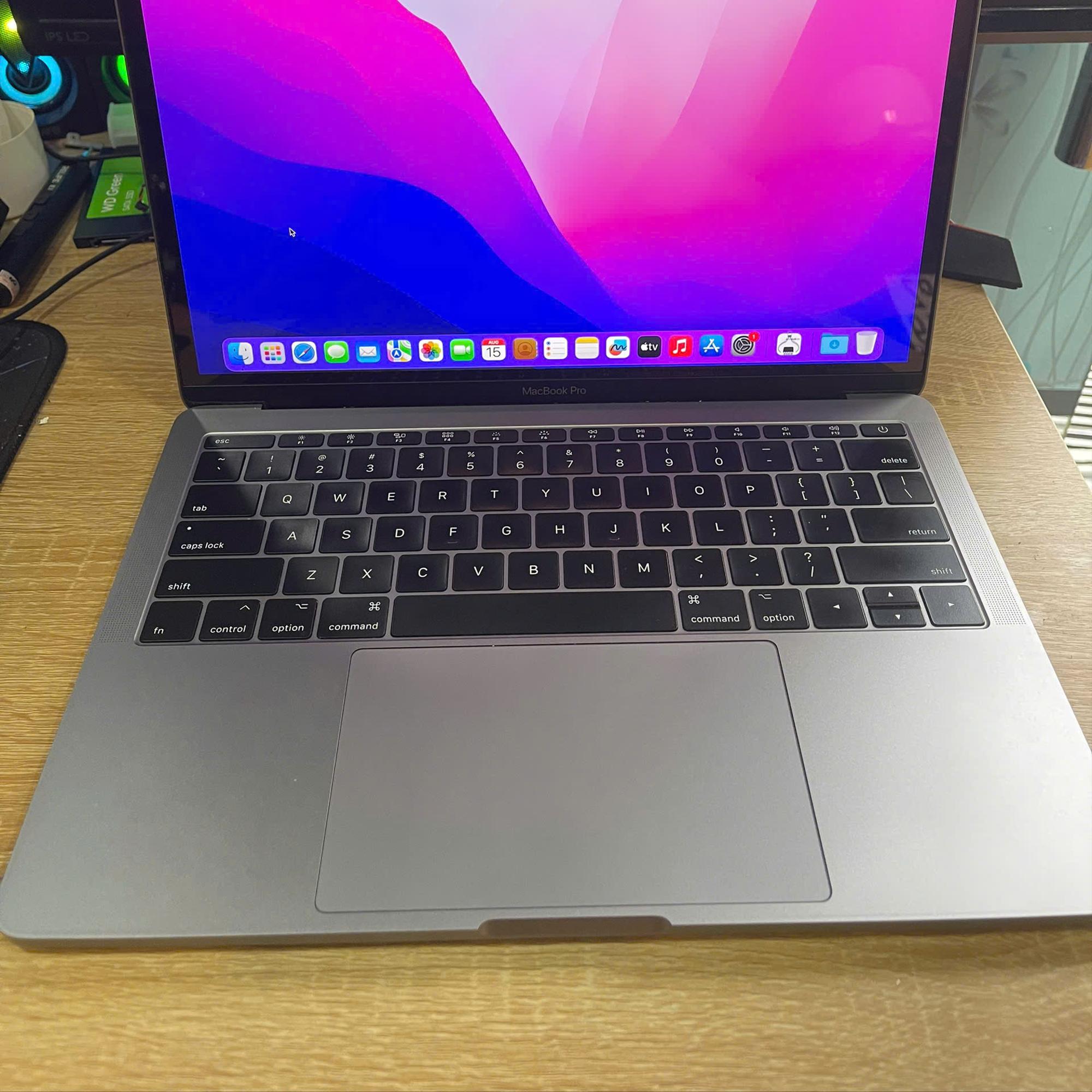 MacBook Pro 2017 Máy Đẹp Core i5 Ram 8GB 256GB SSD 13inch Retina-duoc-ban-tai-Vi Tính Kim Trân