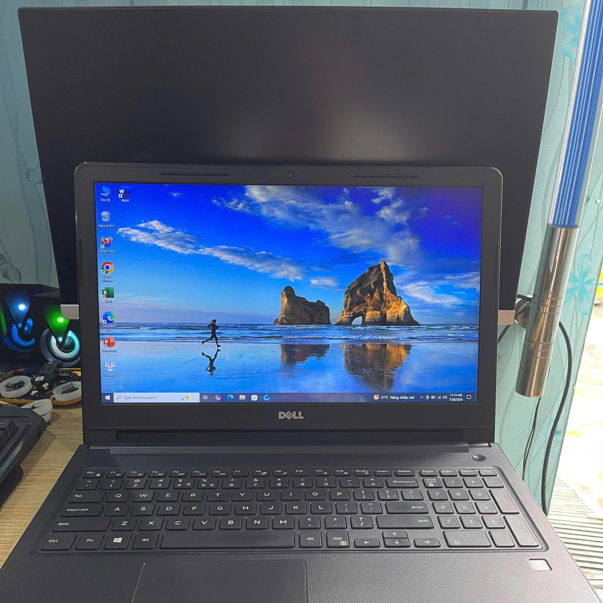 Dell i5 8th Ram 8GB 128GB SSD Card AMD Radeon 520 Màn 15.6inch FHD.-duoc-ban-tai-Vi Tính Kim Trân