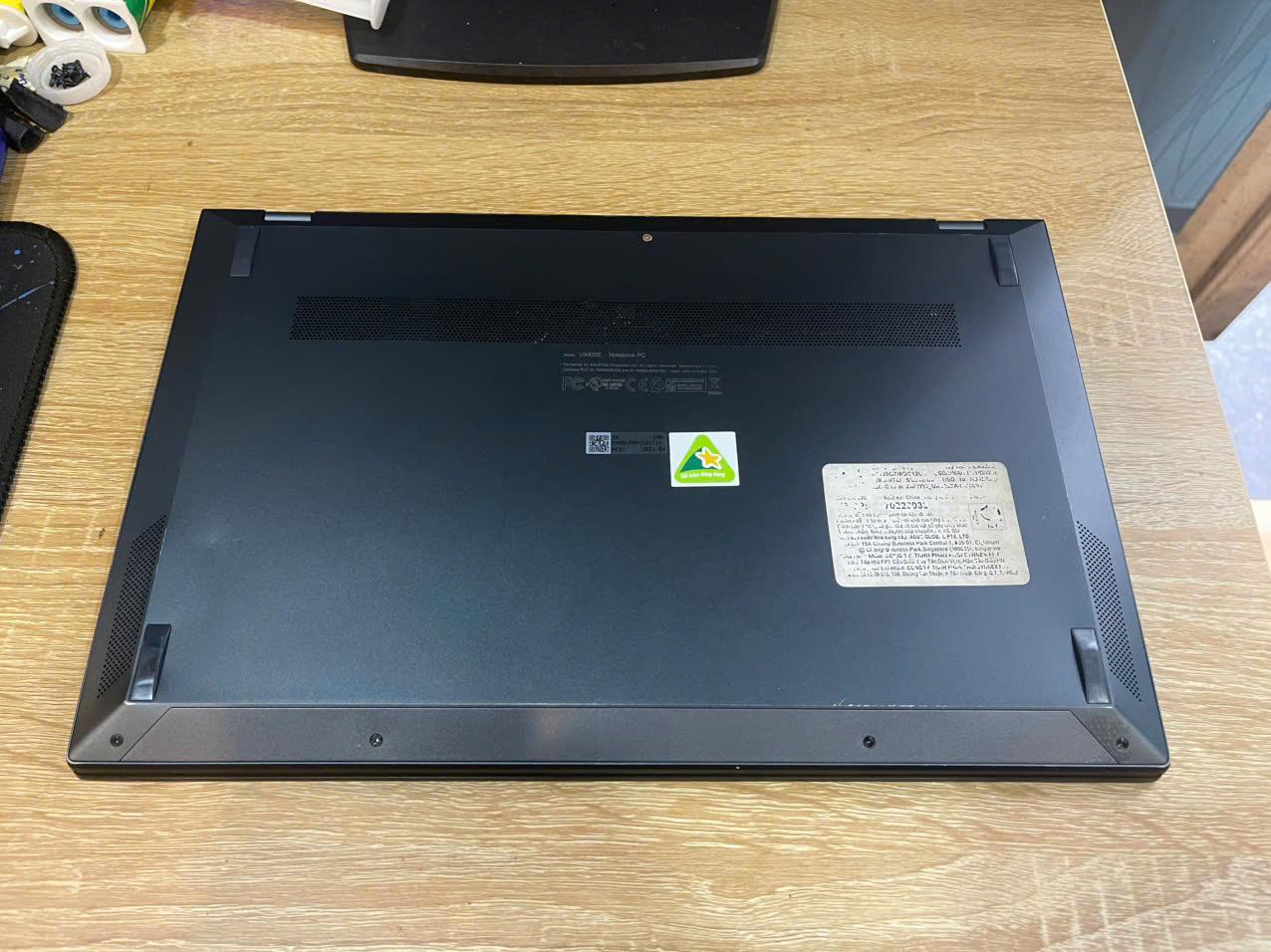 ASUS ZENBOOK i5 11th Ram 8GB 512GB SSD Màn hình 14inch FHD-duoc-ban-tai-Vi Tính Kim Trân