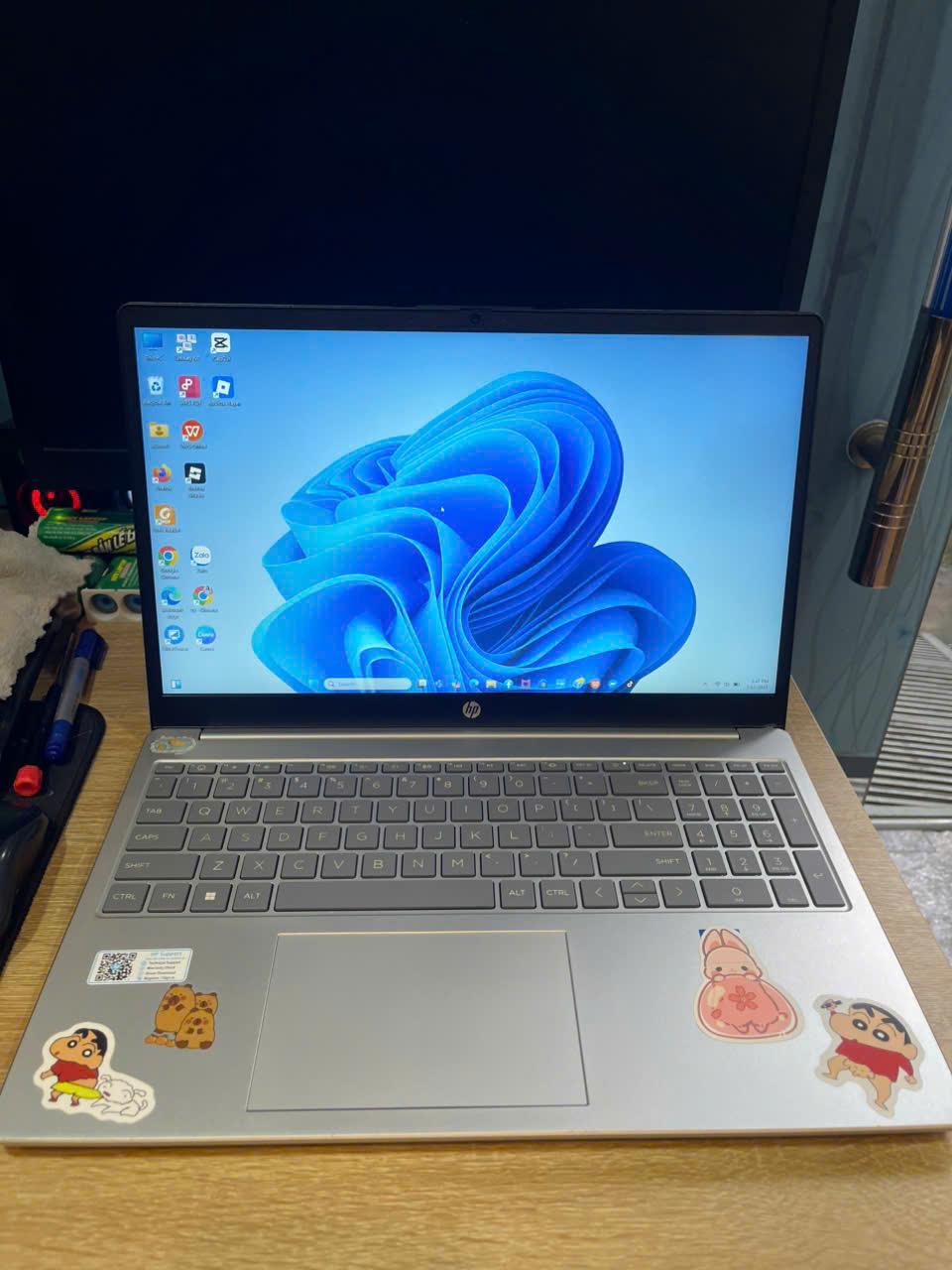 HP Core i3 13th ram 8GB 256GB SSD Màn 15.6inch FHD. Bảo hành chính hãng HP tới 09/2025-duoc-ban-tai-Vi Tính Kim Trân