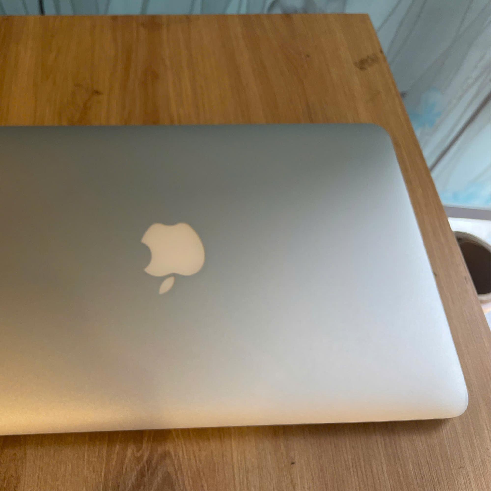 Macbook Air 2015 ( 11inch )-duoc-ban-tai-Vi Tính Kim Trân
