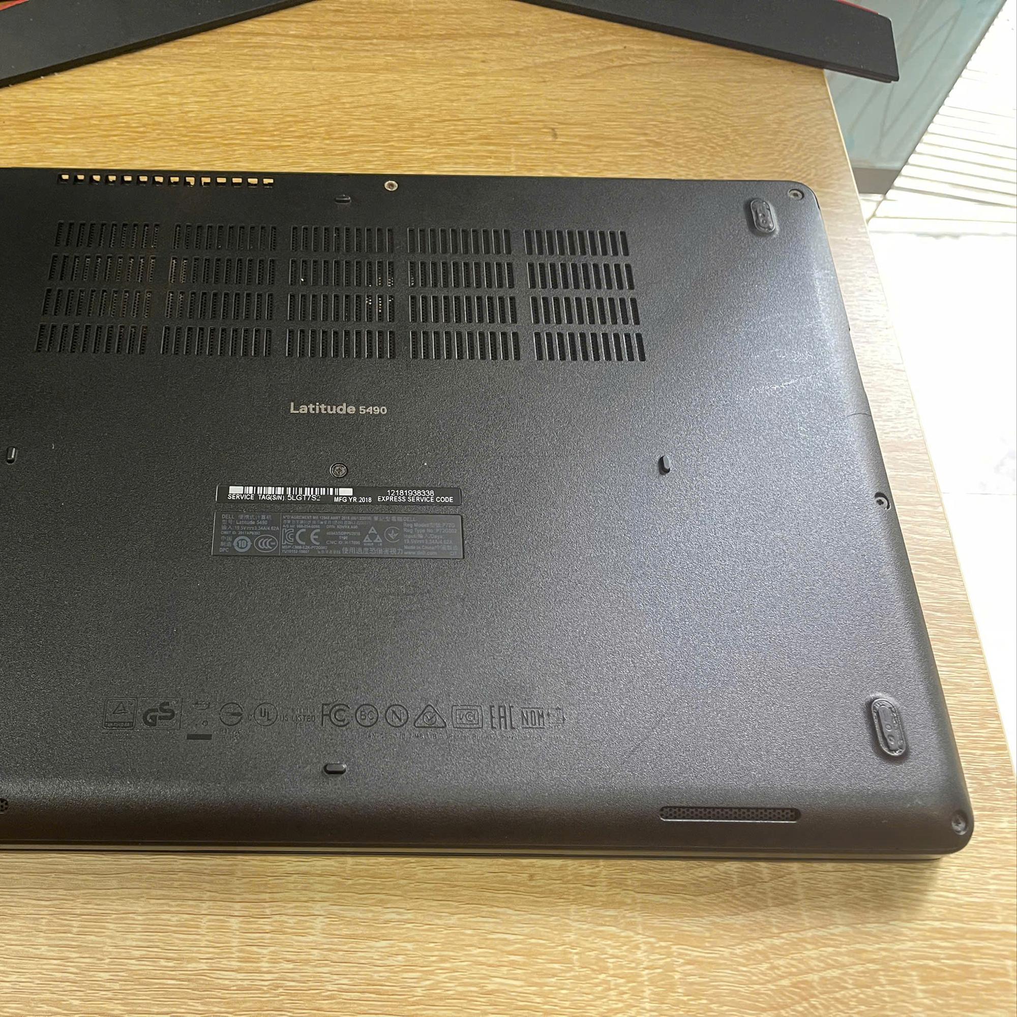 DELL i7 8th Ram 16GB 256GB SSD Màn 14inch FHD-duoc-ban-tai-Vi Tính Kim Trân