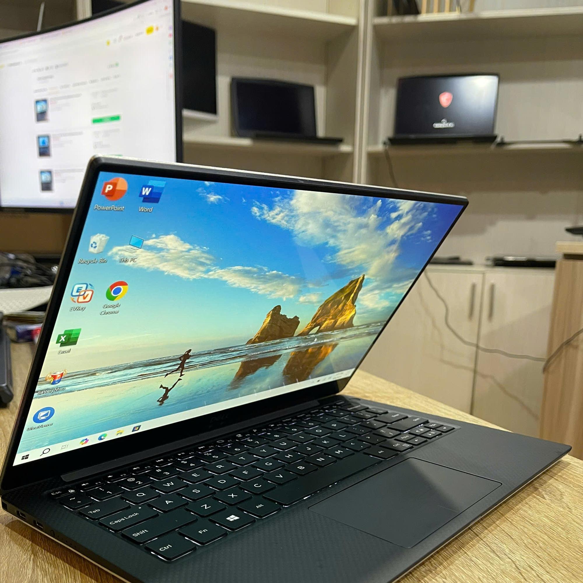 Dell XPS i5 8th Ram 8GB 256GB SSD Màn 13.3inch FHD IPS Cảm ứng-duoc-ban-tai-Vi Tính Kim Trân