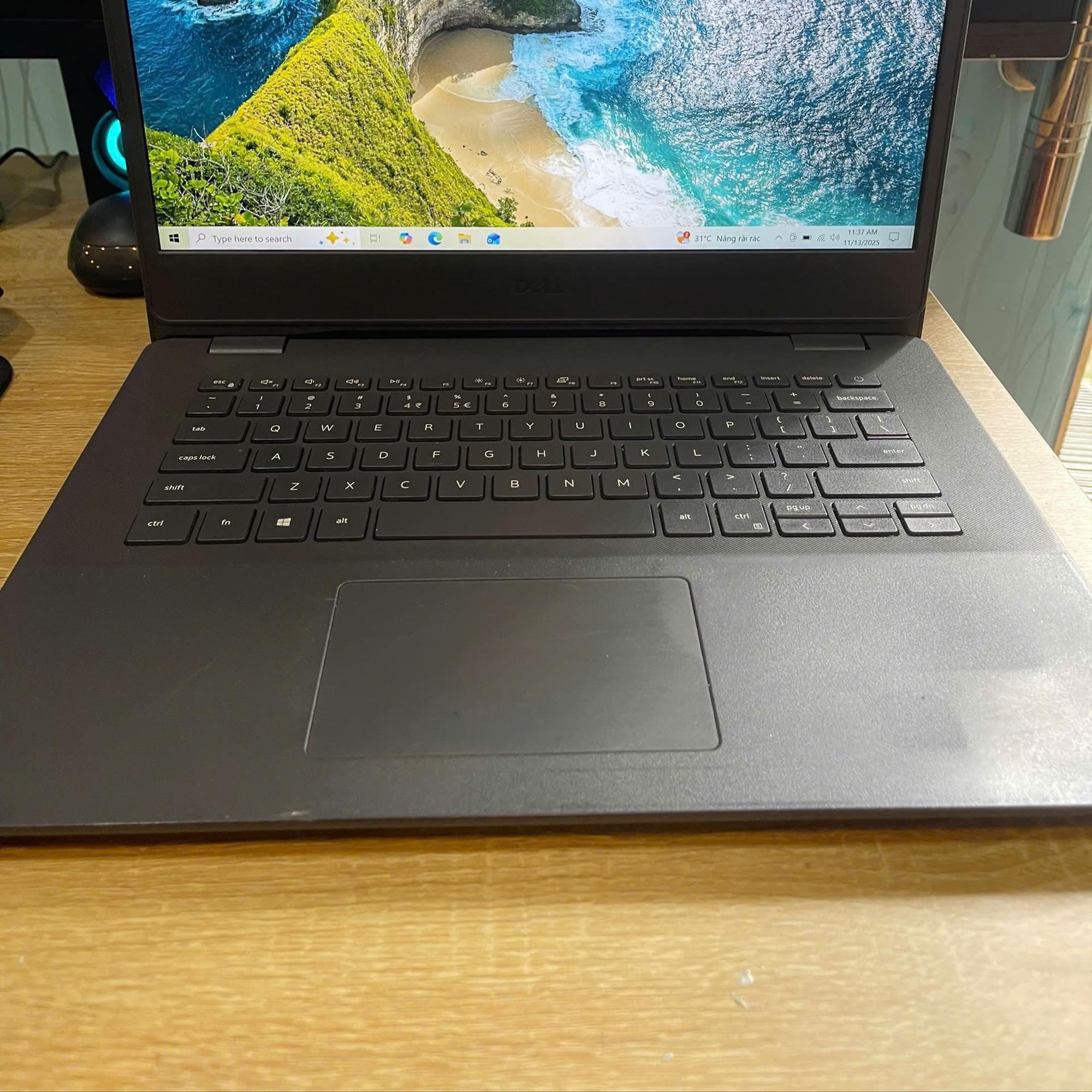 Dell Ryzen 5 3500u Ram 8GB 256GB Màn 14inch FHD IPS-duoc-ban-tai-Vi Tính Kim Trân