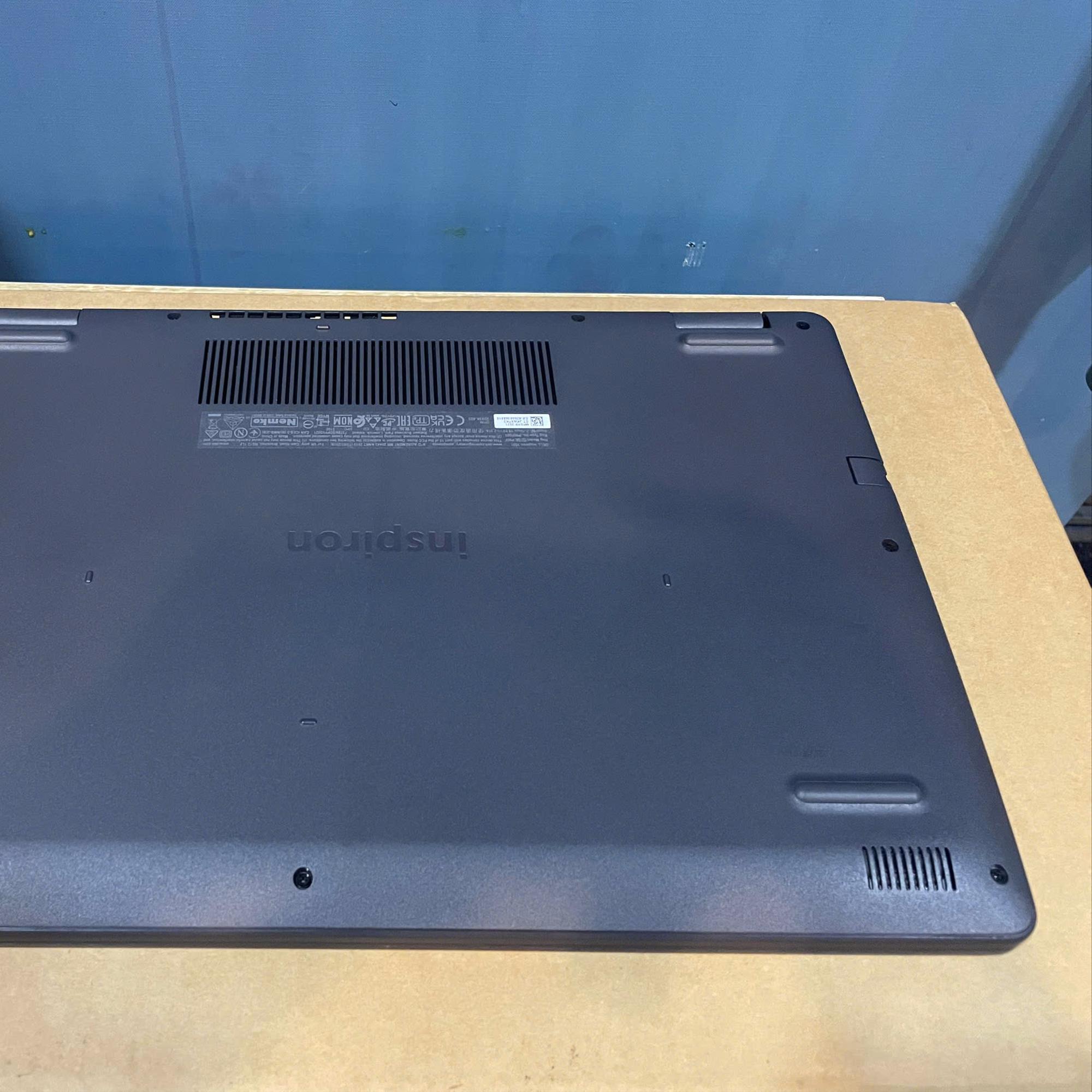 Dell Insopiron i5 11th Ram 8GB 256GB SSD. Máy đẹp keng có Box-duoc-ban-tai-Vi Tính Kim Trân