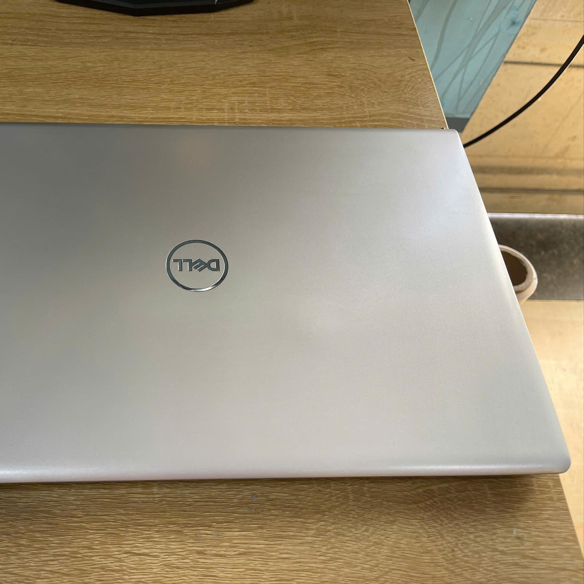 Dell i5 13th Ram 8GB 512GB SSD Card rời MX550 Màn15.6inch FHD 120hz-duoc-ban-tai-Vi Tính Kim Trân