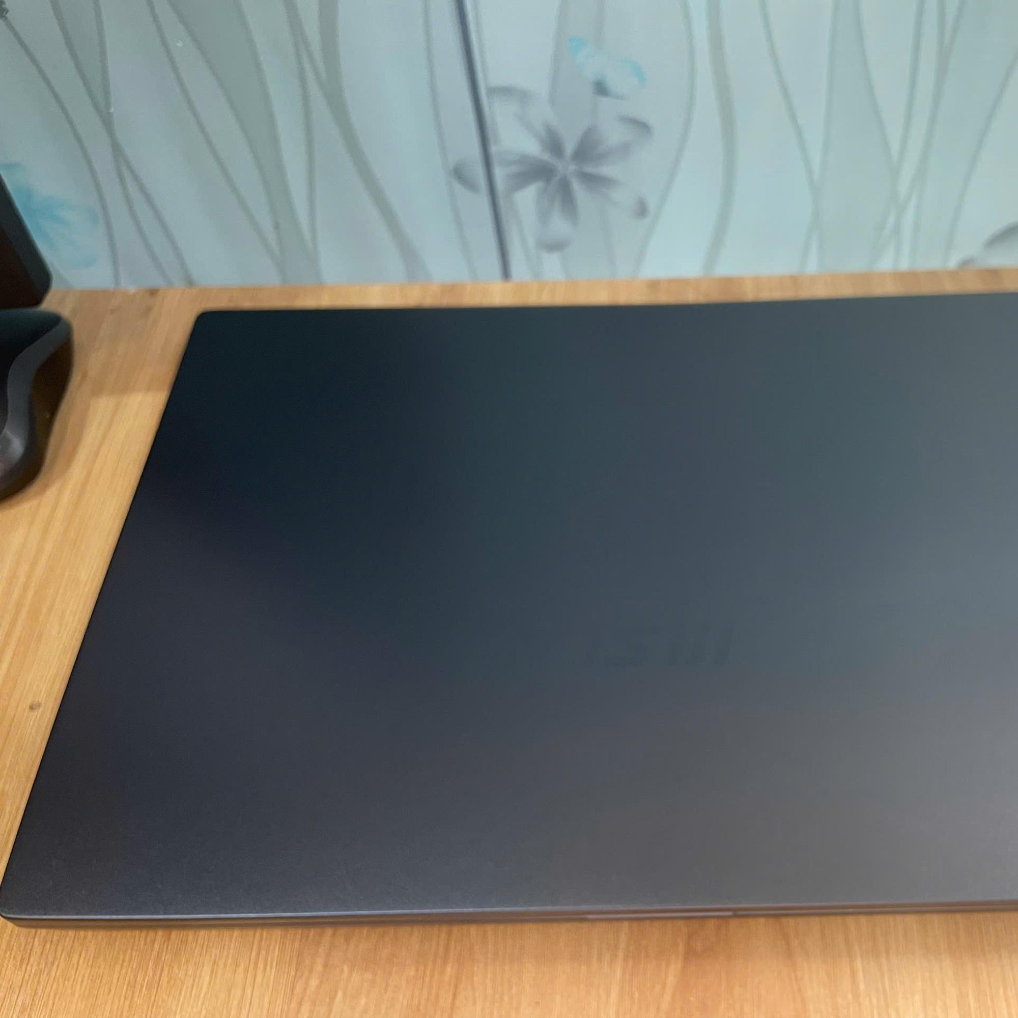 MSI Modern 15 Ryzen 5500U Ram 8GB 512GB SSD Màn 15.6inch FHD-duoc-ban-tai-Vi Tính Kim Trân