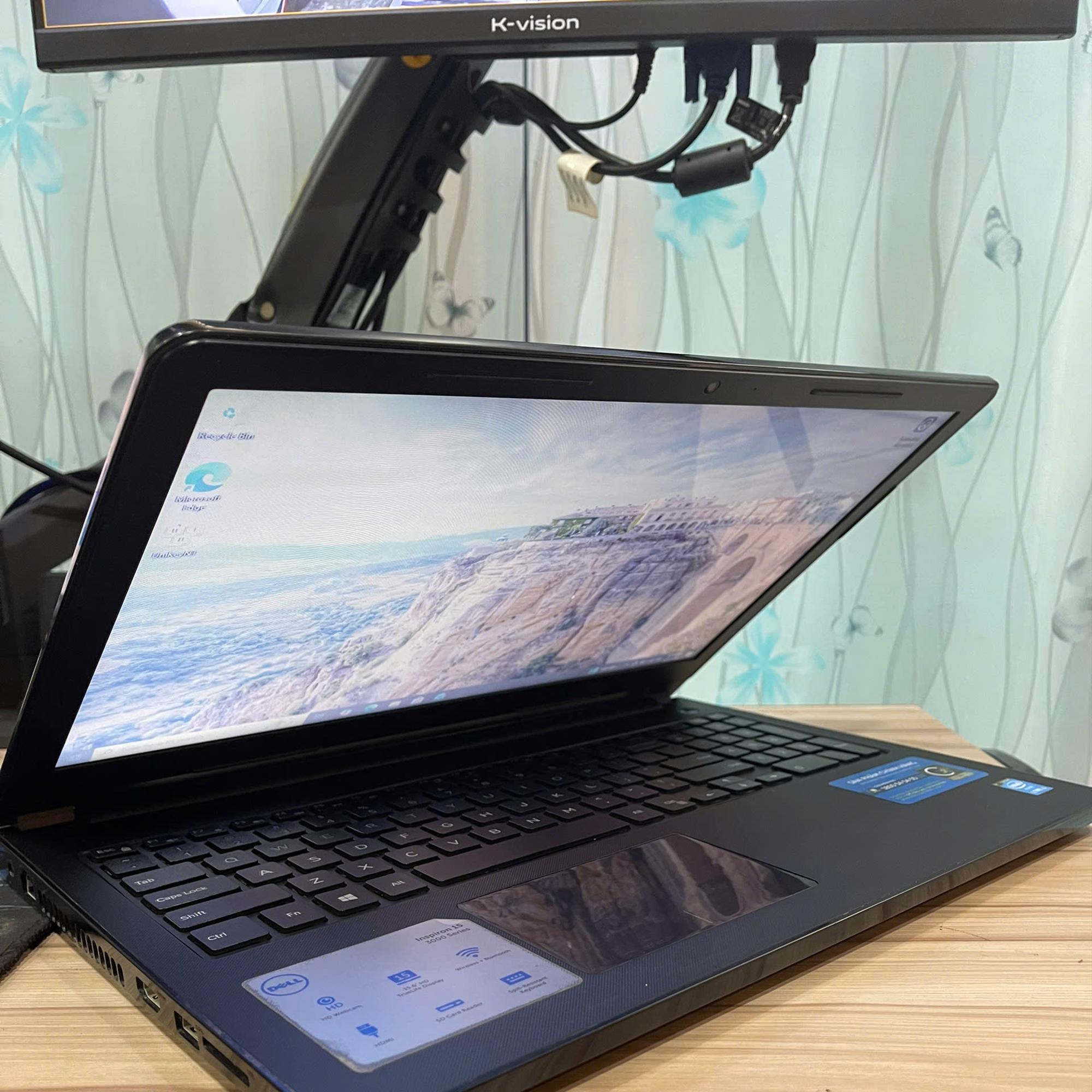 Dell i3 5th Ram 8GB 128GB SSD Màn 15.6inch-duoc-ban-tai-Vi Tính Kim Trân