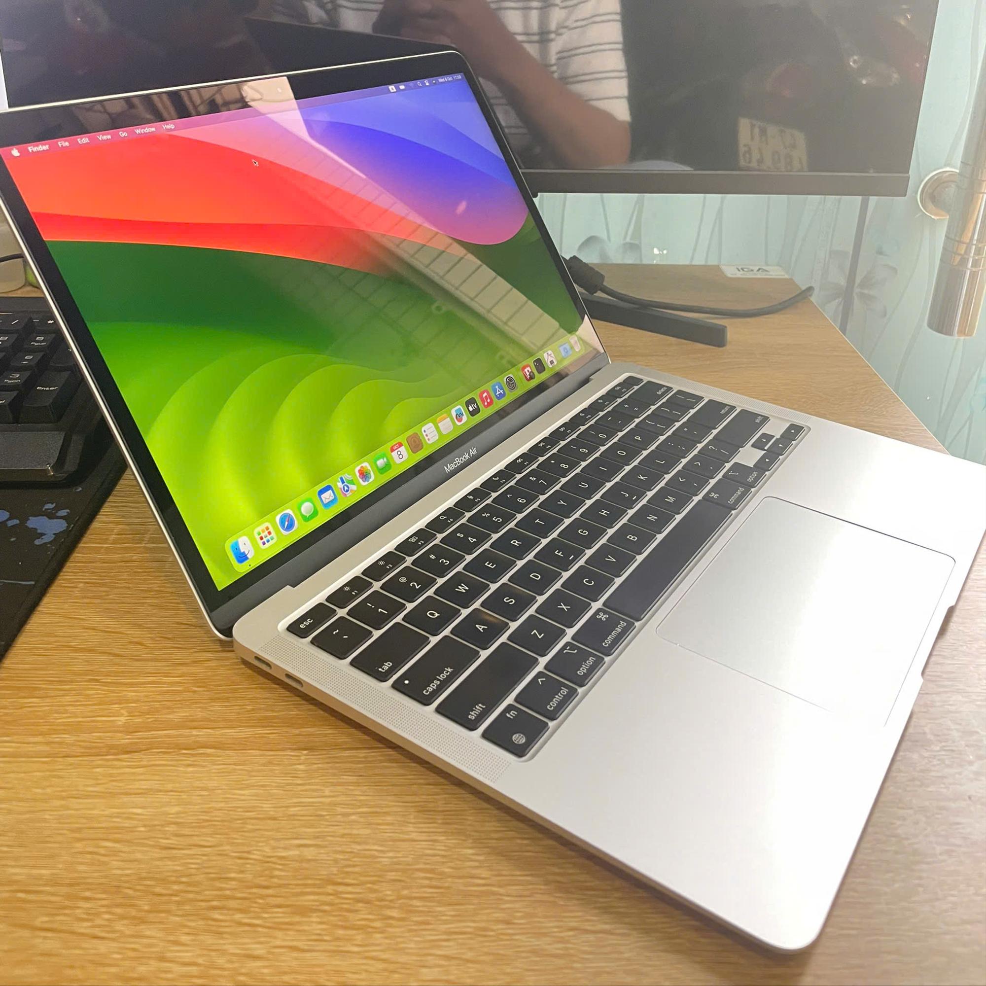 MacBook Air M1 2020 Ram 8GB 256GB SSD Màn 13.3inch Retina PIN 85%-duoc-ban-tai-Vi Tính Kim Trân