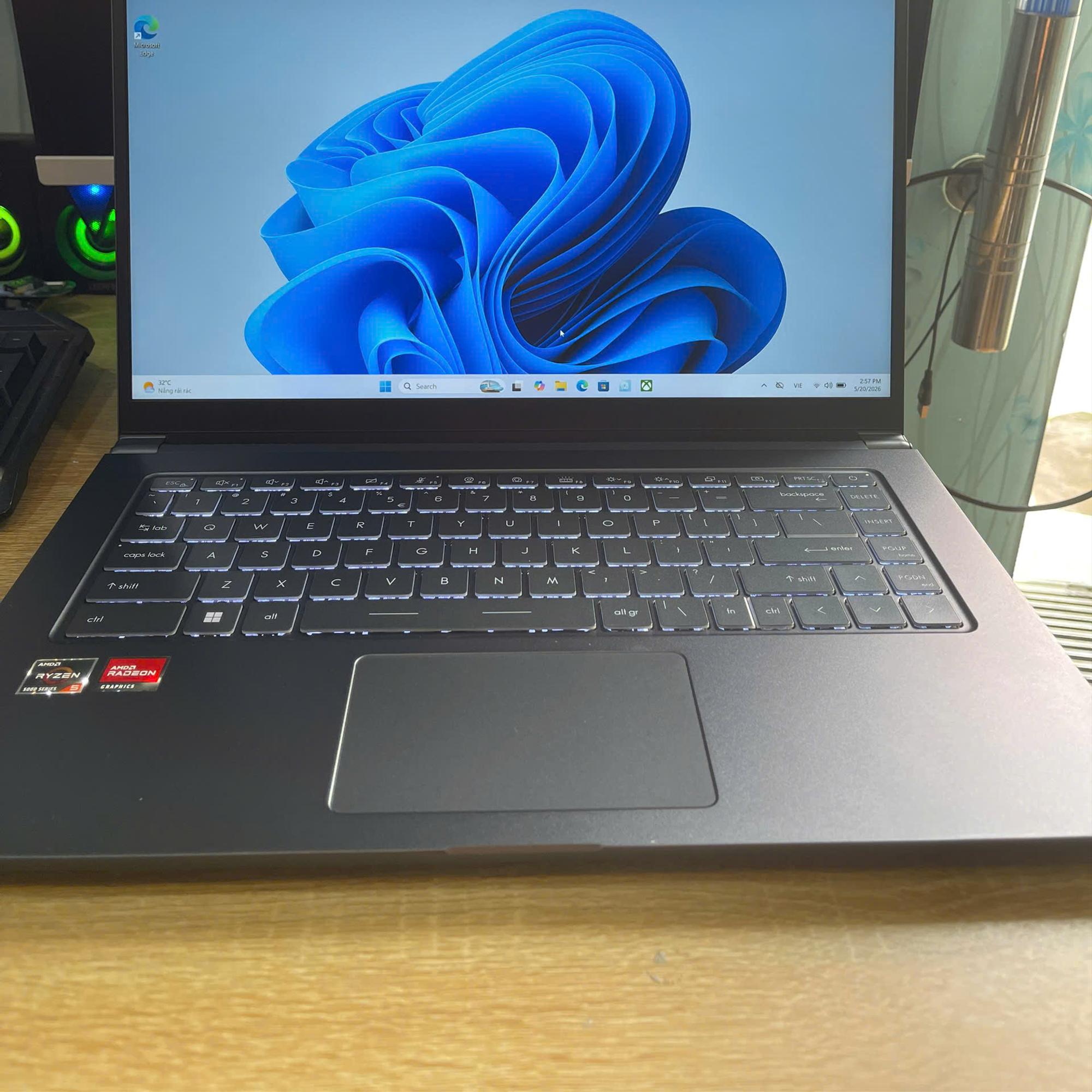 MSI Ryzen 5 5500U 8/512GB Màn 15.6inch FHD IPS-duoc-ban-tai-Vi Tính Kim Trân