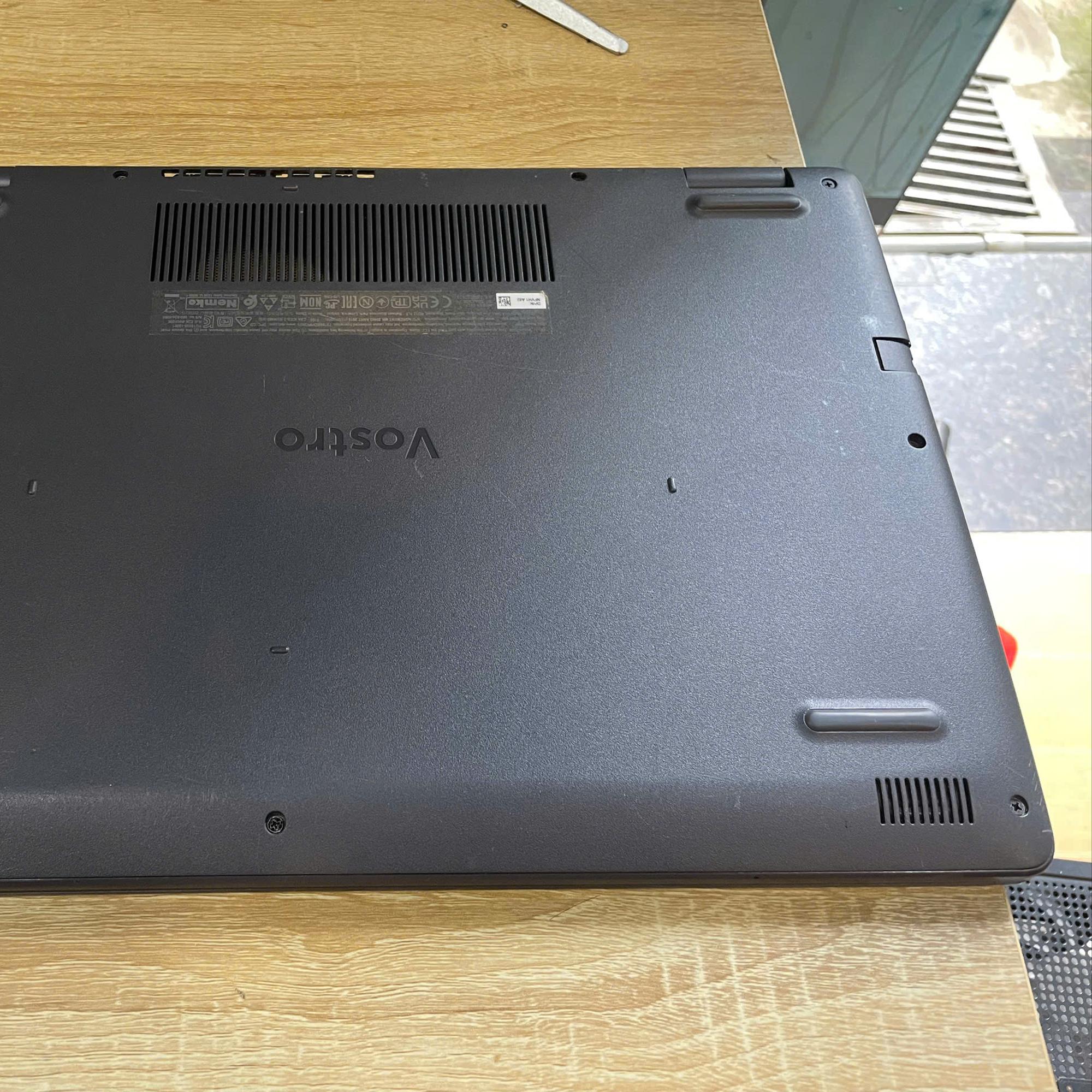 Dell i5 11th Ram 8GB 256GB SSD Card rời MX330 Màn 15.6inch FHD -duoc-ban-tai-Vi Tính Kim Trân