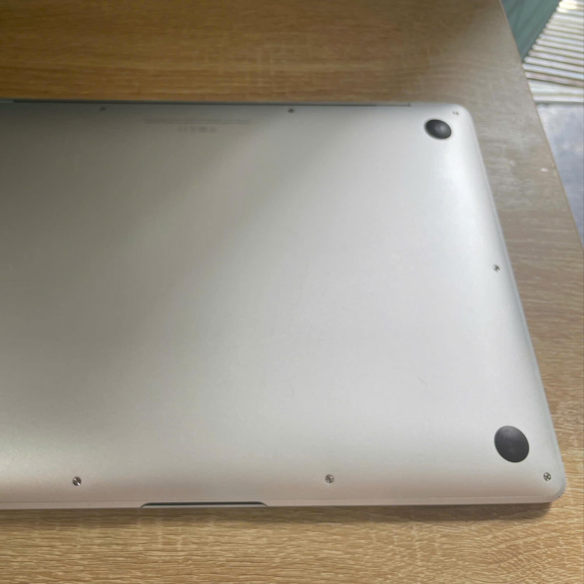 MacBook Air M1 2020 Ram 8GB 256GB SSD Màn 13.3inch Retina PIN 85%-duoc-ban-tai-Vi Tính Kim Trân