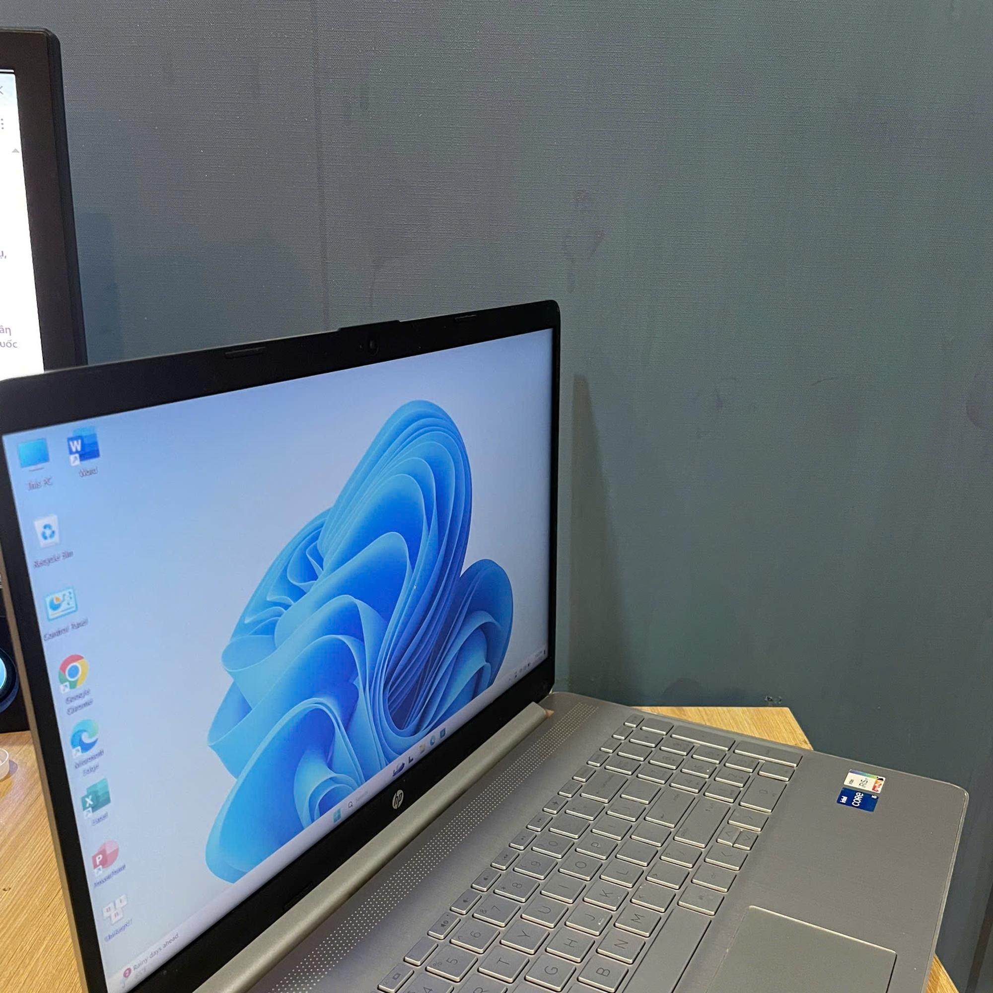 HP I5 12TH Ram 8GB 256GB SSD Màn 15.6inch FHD-duoc-ban-tai-Vi Tính Kim Trân