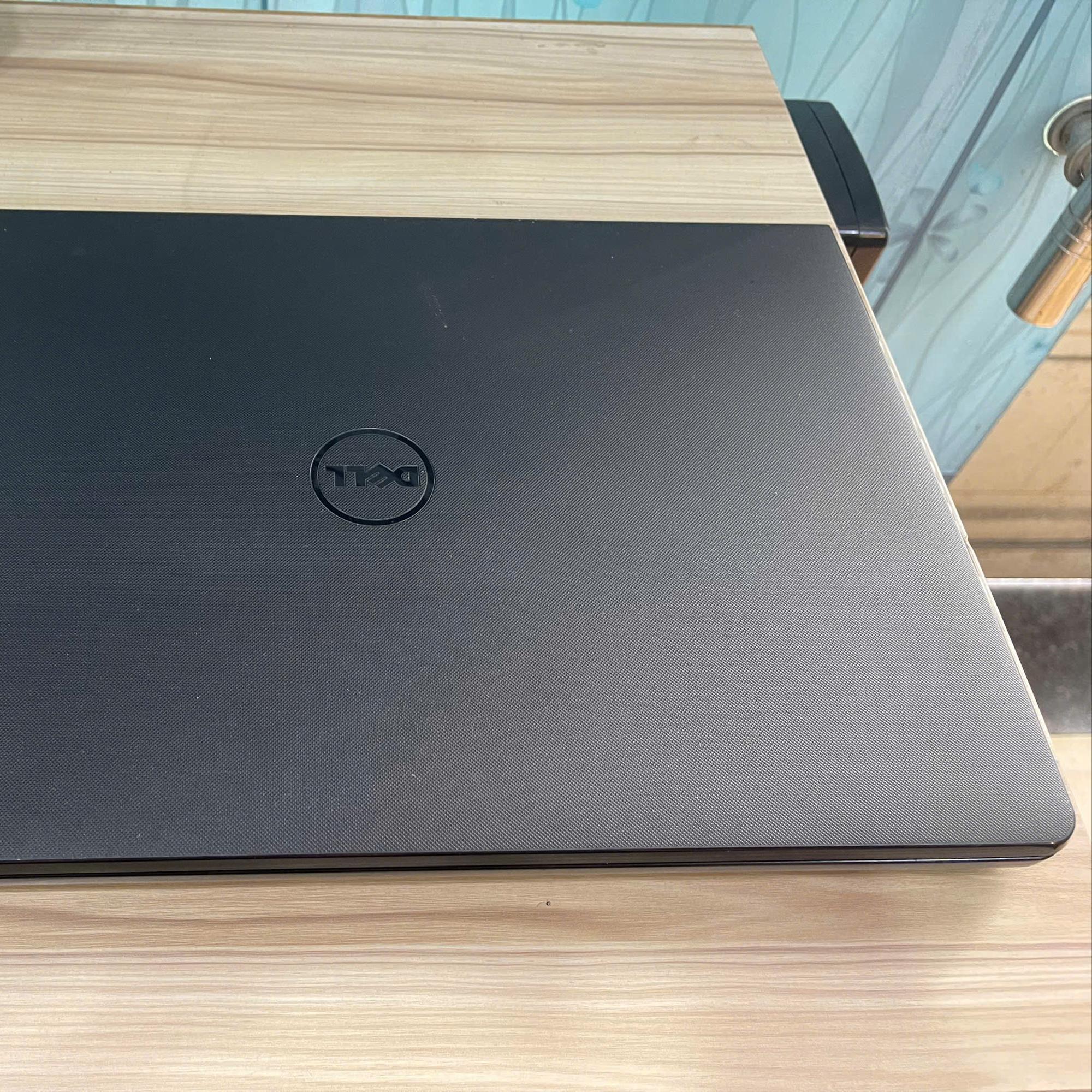 Dell i3 5th Ram 8GB 128GB SSD Màn 15.6inch-duoc-ban-tai-Vi Tính Kim Trân