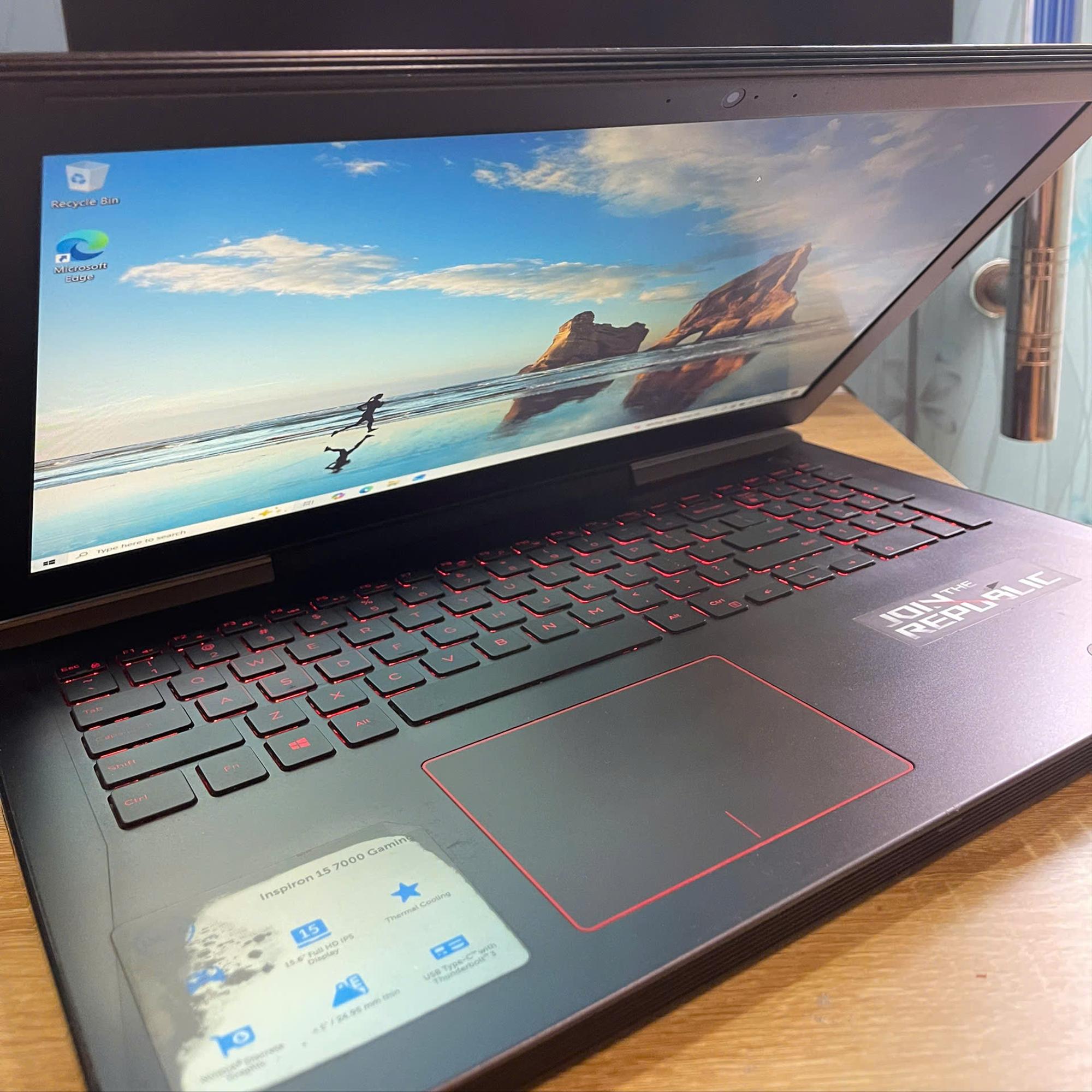 Dell i7 7th 16GB/256GB SSD Card GTX 1060 Màn 15.6inch FHD IPS.-duoc-ban-tai-Vi Tính Kim Trân