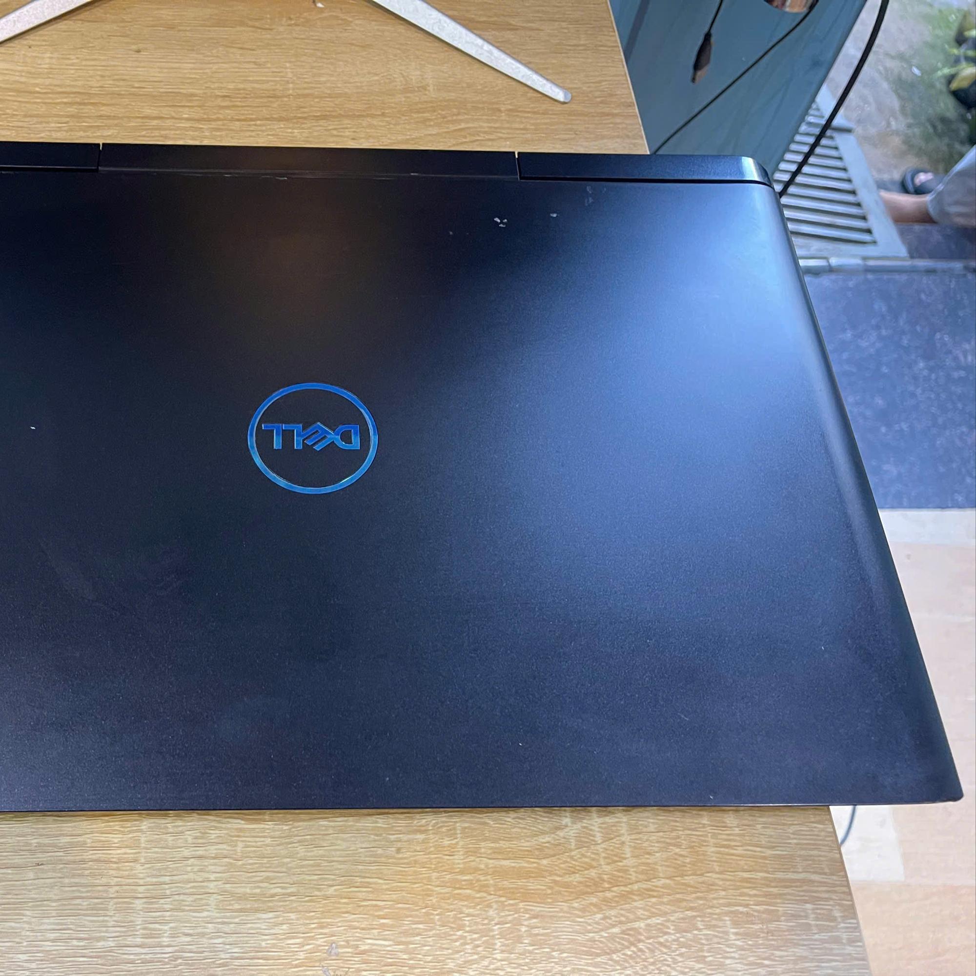 Dell G7 i7 8th 8GB/256GB Card GTX 1060 Max-Q 6GB Màn 15.6inch FHD-duoc-ban-tai-Vi Tính Kim Trân