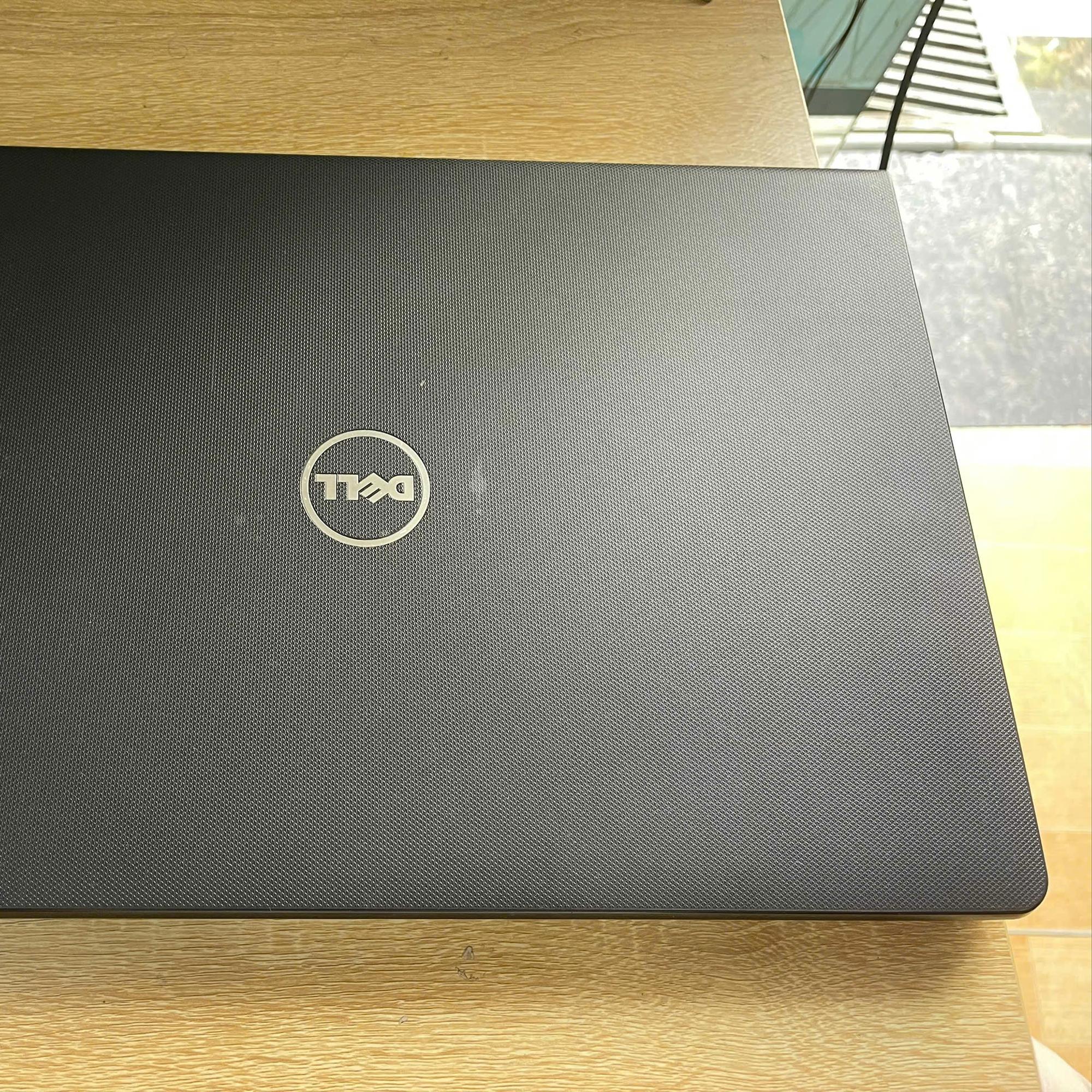 Dell i5 8th Ram 8GB 128GB SSD Card AMD Radeon 520 Màn 15.6inch FHD.-duoc-ban-tai-Vi Tính Kim Trân