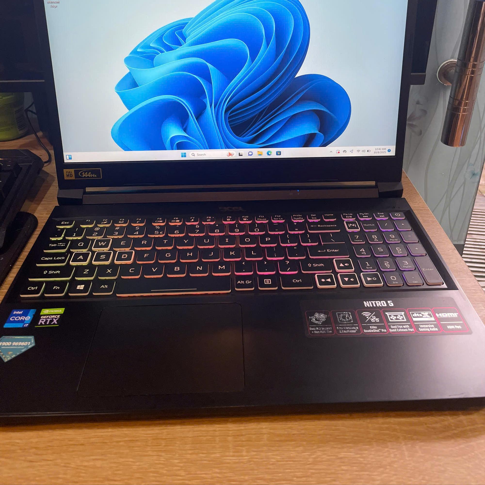 Acer Gaming i7 11th Ram 16GB 512GB SSD Card RTX 3050 Màn 15.6inch FHD 144hz-duoc-ban-tai-Vi Tính Kim Trân