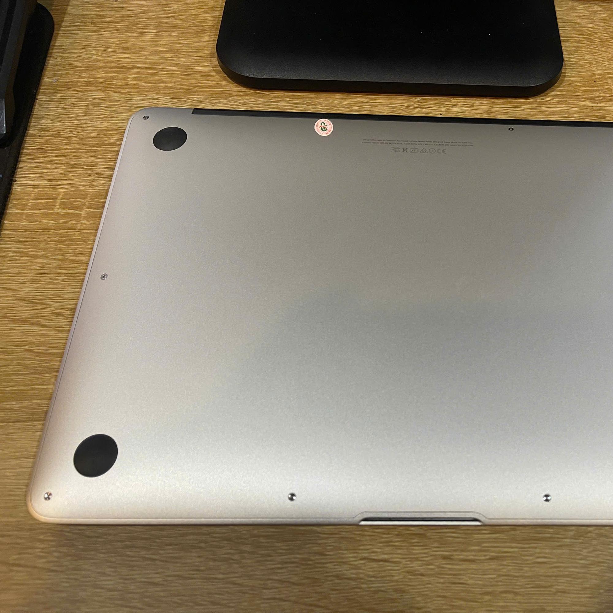 MacBook Air 2015 i5 Ram 4gb 13 inch-duoc-ban-tai-Vi Tính Kim Trân