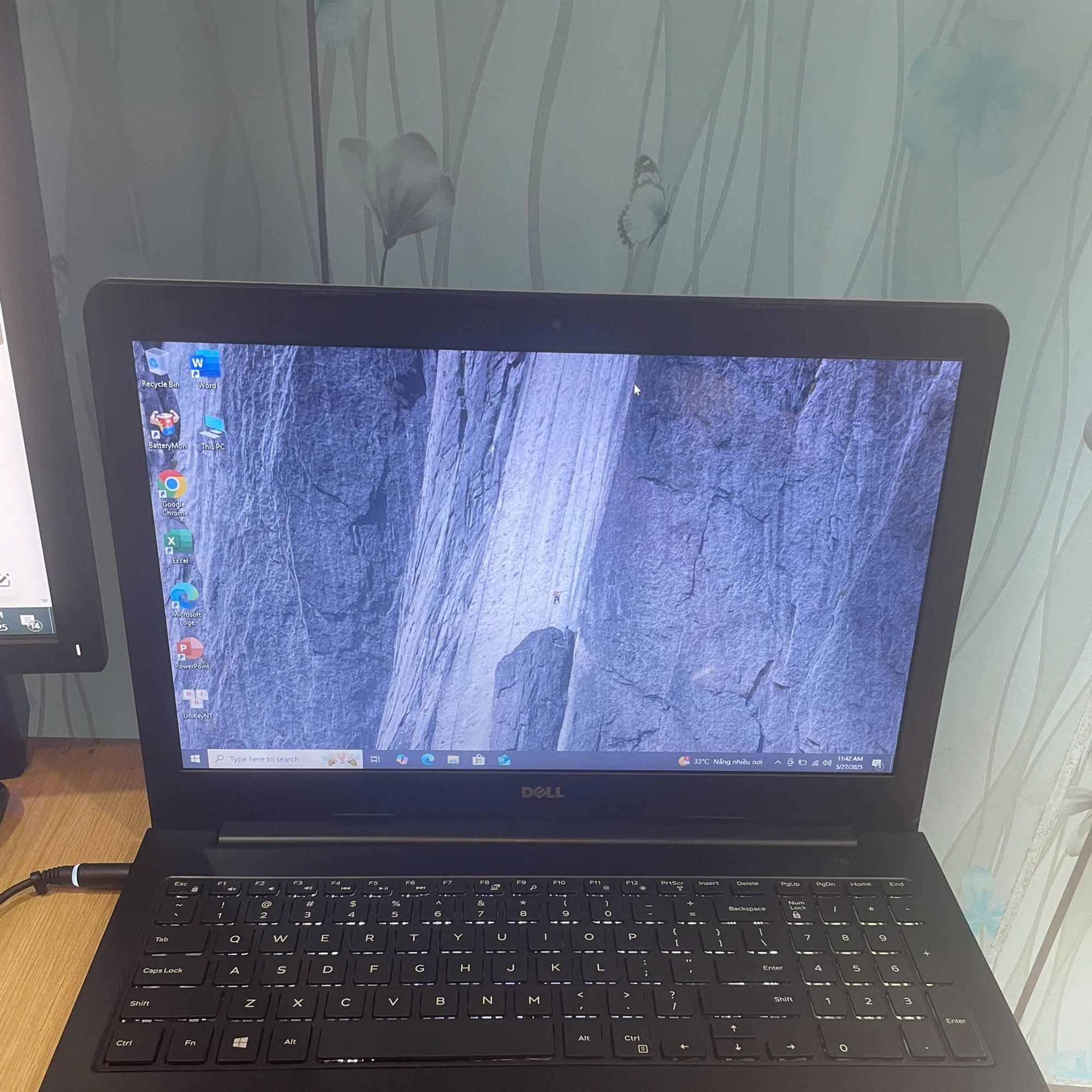 Laptop Dell i5 4th ram 8GB 256gb SSD CARD AMD Radeon R7 M250-duoc-ban-tai-Vi Tính Kim Trân