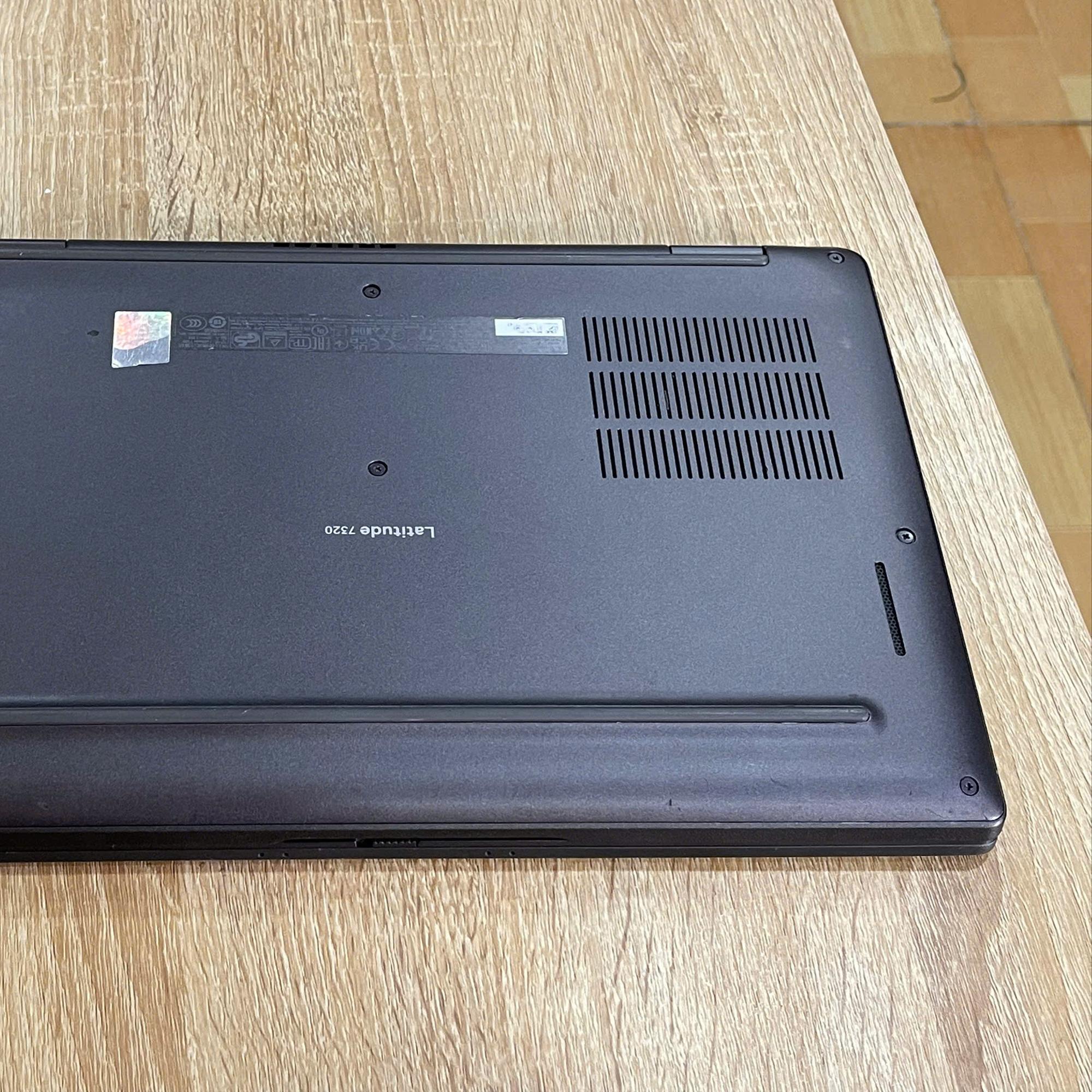 Dell i5 11th Ram 16GB 512GB NVMe Màn 13.3inch FHD Cảm ứng-duoc-ban-tai-Vi Tính Kim Trân